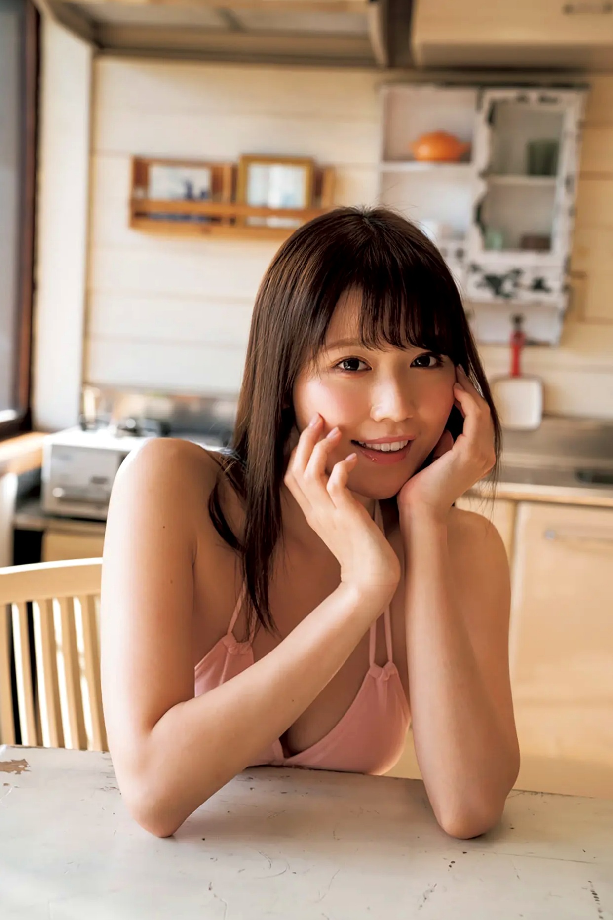 小日向ゆか - 理想のカノジョ メガネっ娘ビキニ 日本女神眼镜娘家居私房性感比基尼写真