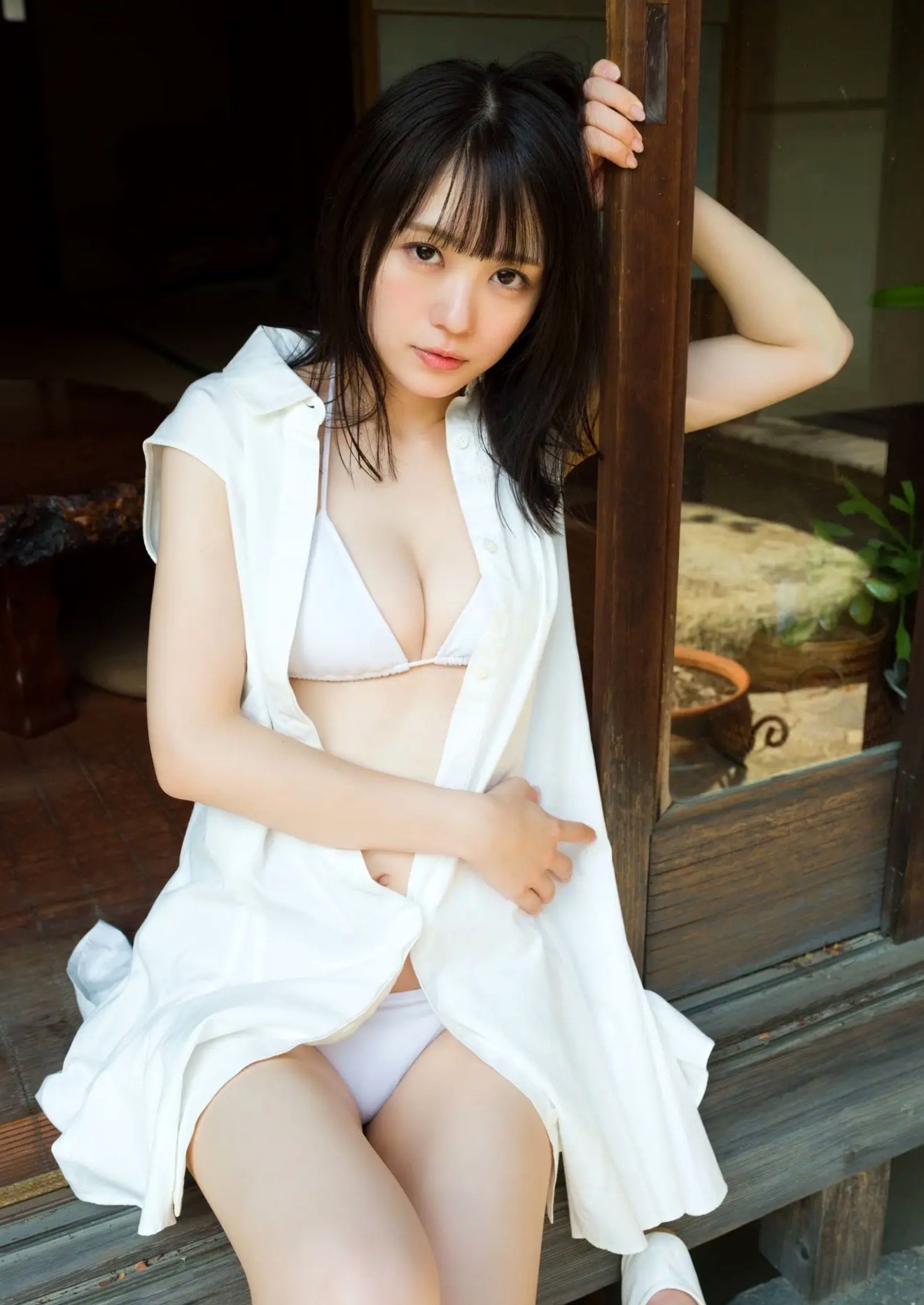 《橋本つむぎ - 大阪最可爱偶像超凯旋撮!阳光沙滩比基尼性感清纯写真》