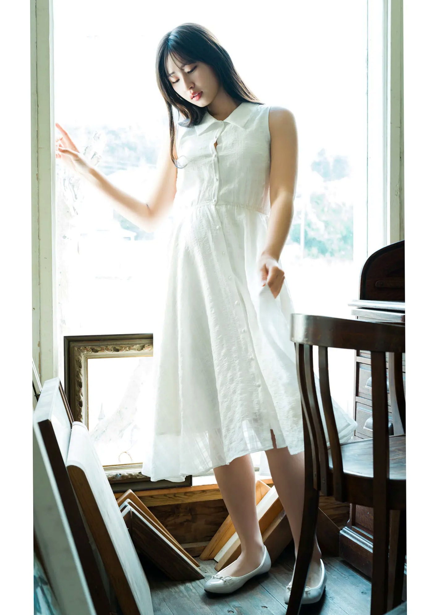 松本日向 - 麗しのシャルマン 红色比基尼弹琴写真 清新优雅女神大片
