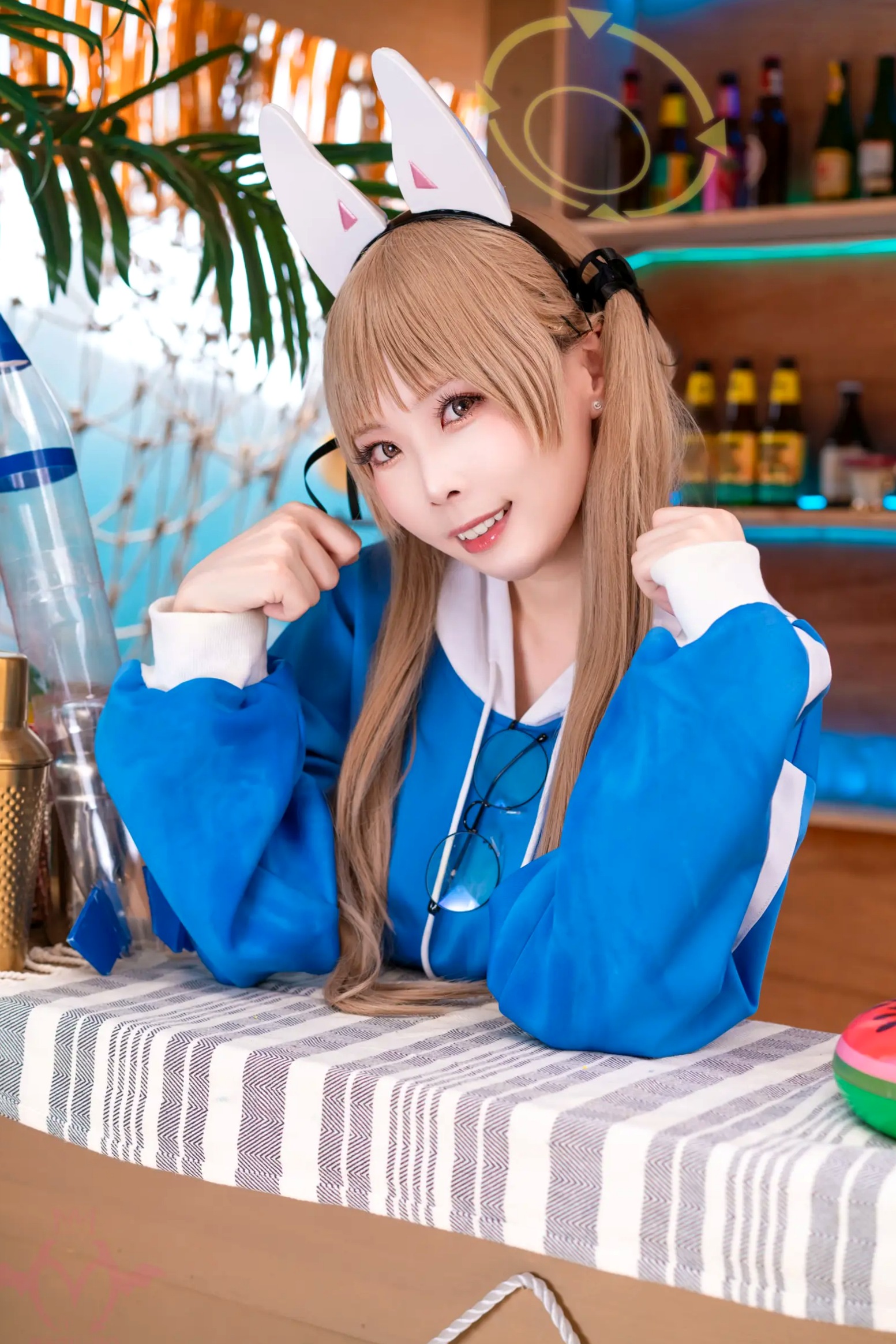 Maou Mo - Kazekura Moe 蔚蓝档案风仓萌COS写真 性感角色扮演养眼美腿