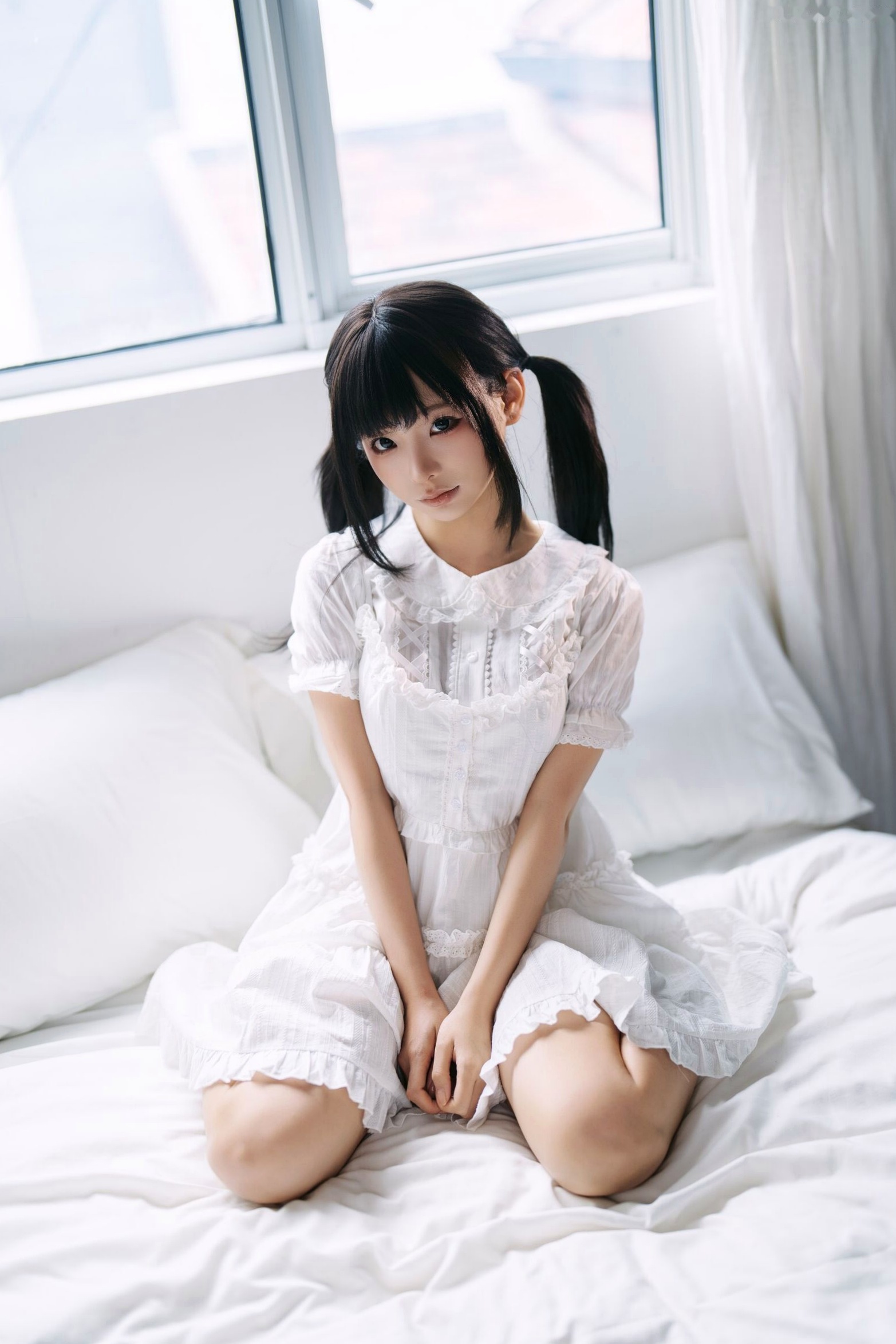 《蠢沫沫-8月写真合集-1》日系家居白裙少女私房治愈写真
