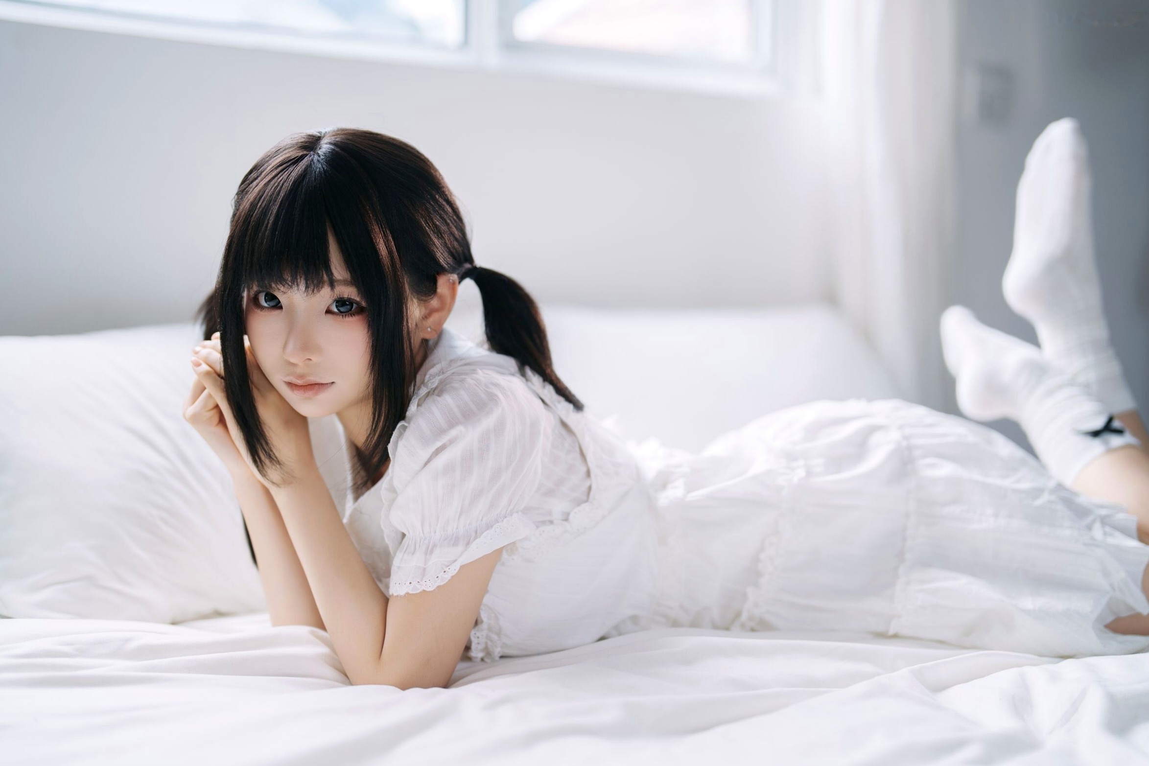 《蠢沫沫-8月写真合集-1》日系家居白裙少女私房治愈写真