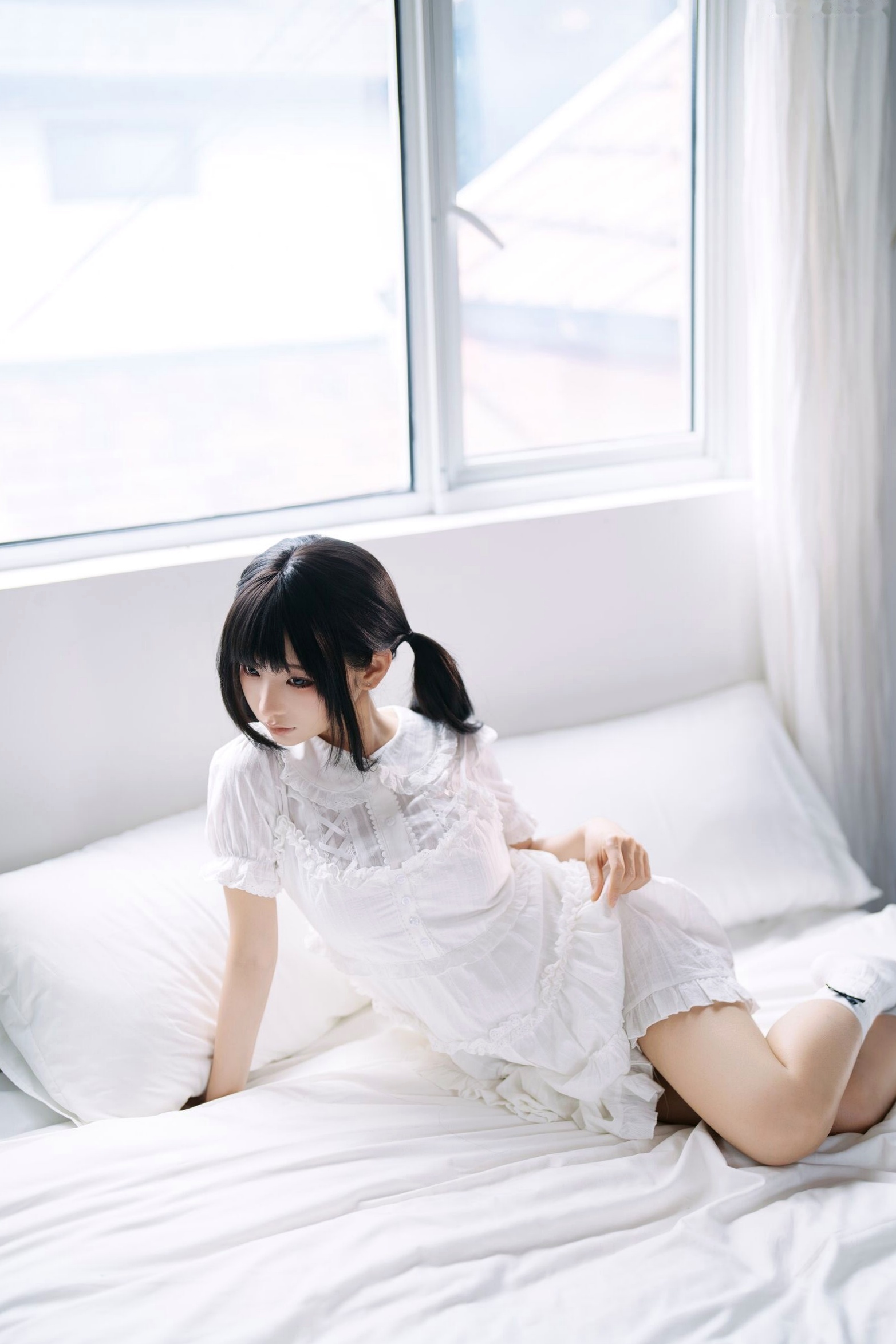 《蠢沫沫-8月写真合集-1》日系家居白裙少女私房治愈写真