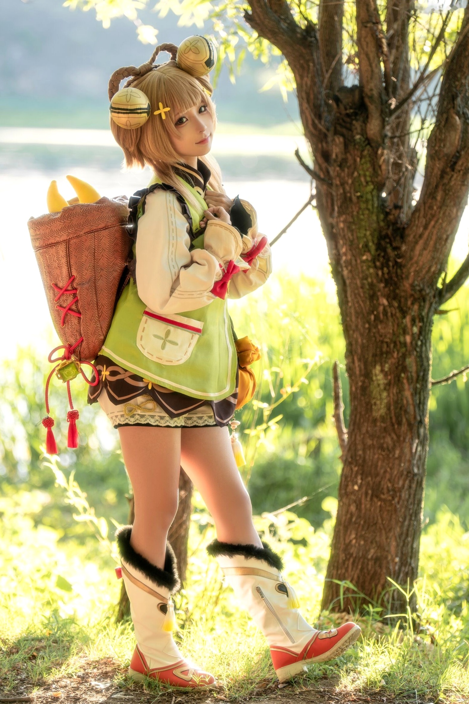蠢沫沫-瑶瑶原神Cosplay户外阳光草地清新治愈萌系写真