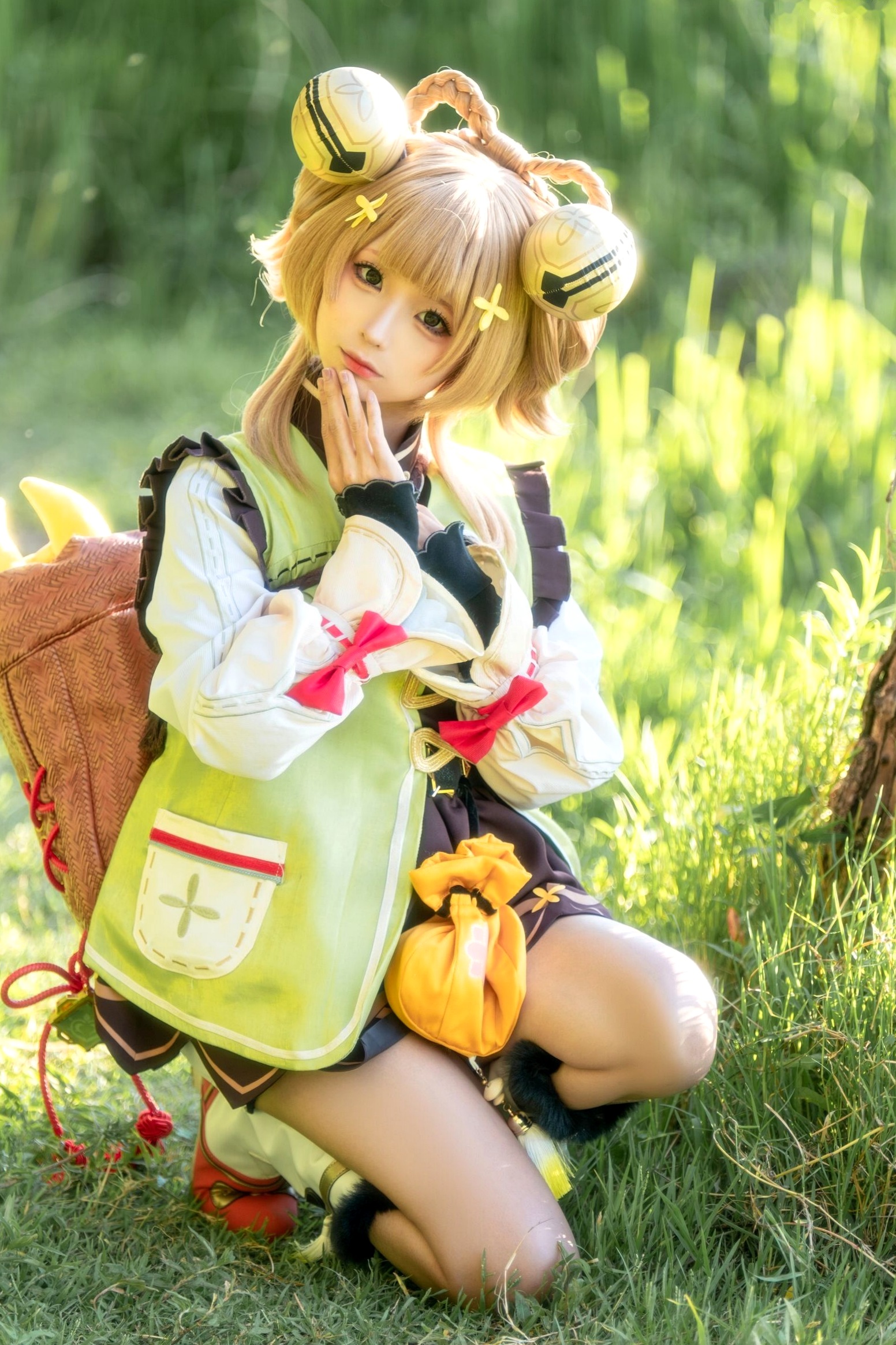 蠢沫沫-瑶瑶原神Cosplay户外阳光草地清新治愈萌系写真