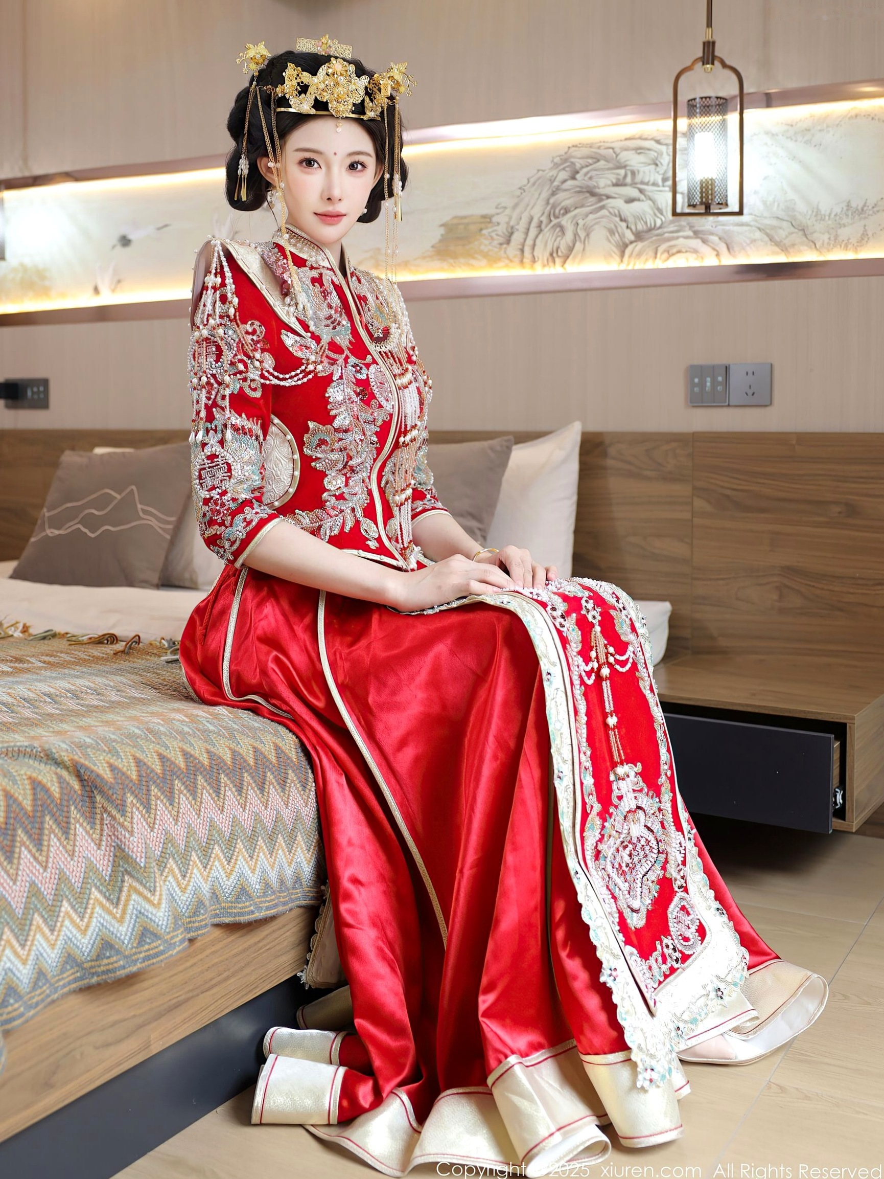 XiuRen秀人网-10742-梨霜儿-中式秀禾服新娘红装性感内衣私房诱惑写真