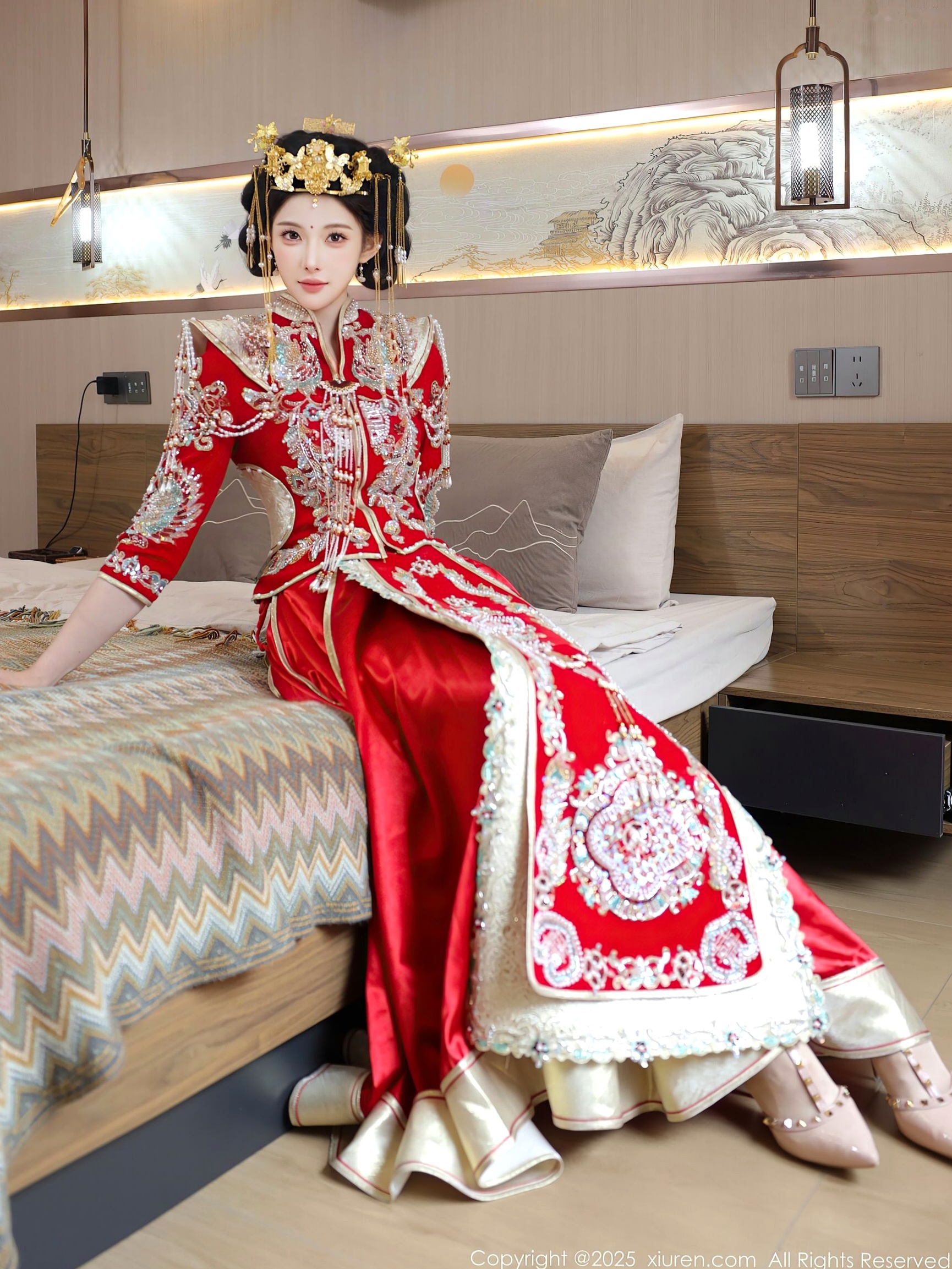 XiuRen秀人网-10742-梨霜儿-中式秀禾服新娘红装性感内衣私房诱惑写真