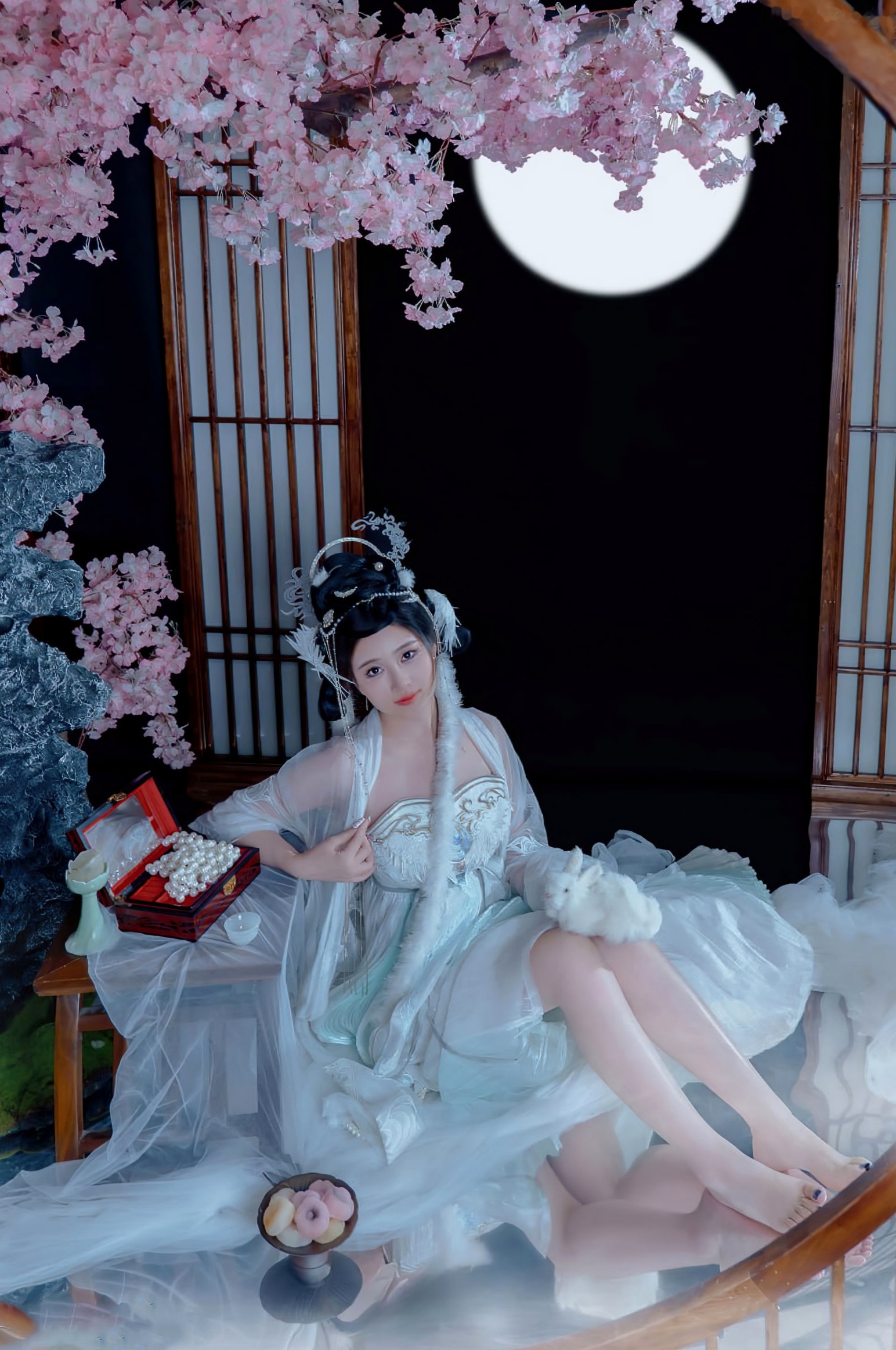 《年年Nnian-嫦娥仙子》古风汉服角色扮演性感大尺度私房写真
