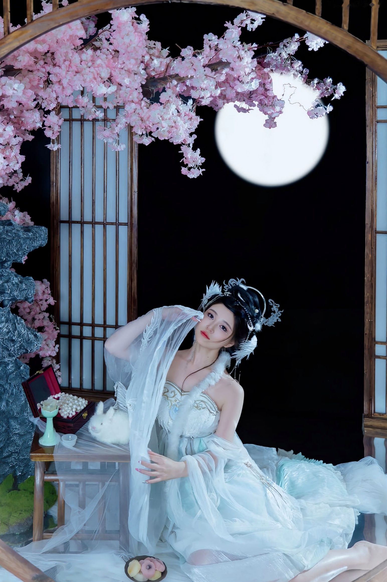 《年年Nnian-嫦娥仙子》古风汉服角色扮演性感大尺度私房写真