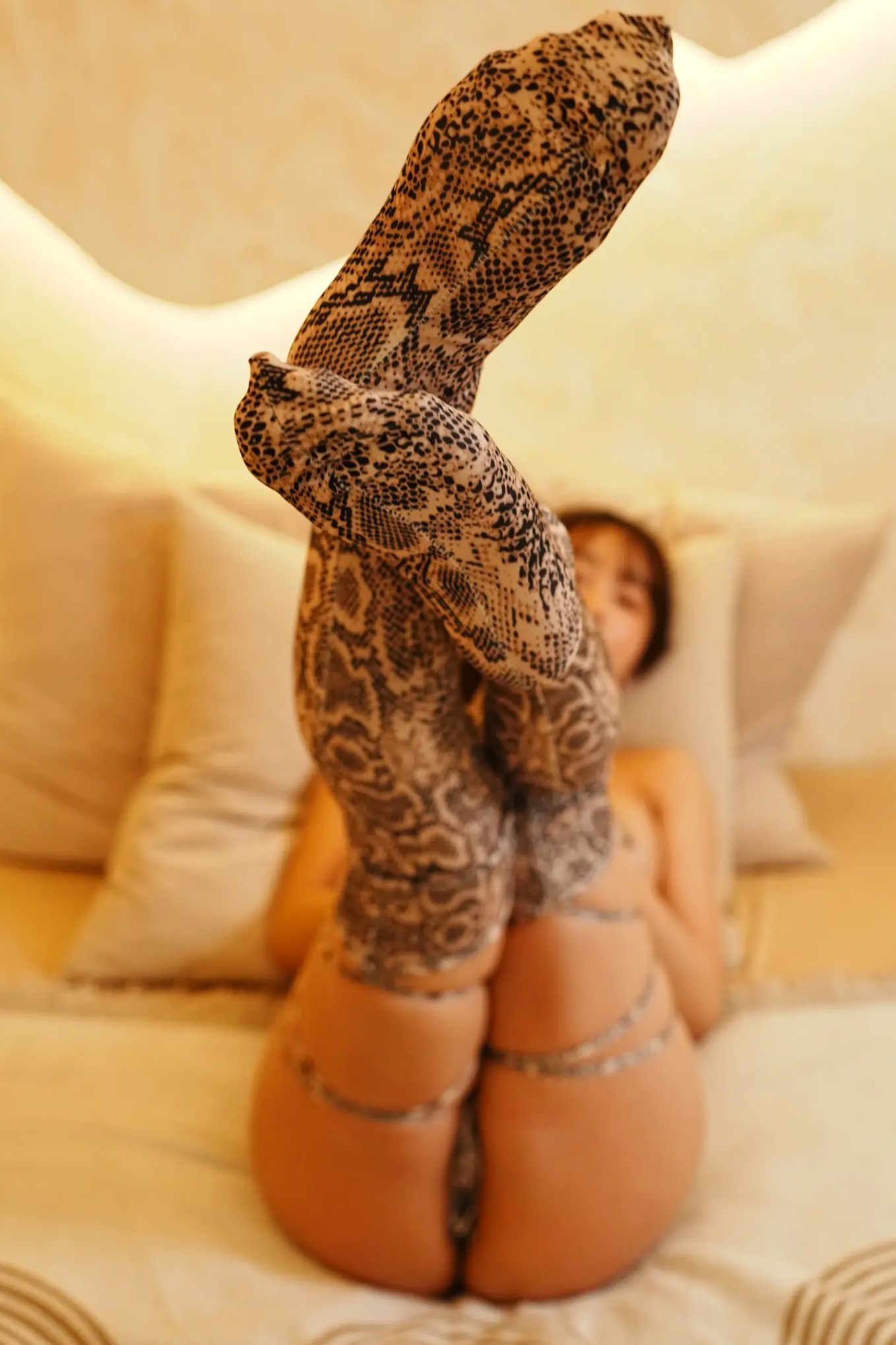 いくみ (Ikkyu) 蛇纹连体装性感私房照 – (193iKkyu3) Snake Leotard 诱惑迷人写真