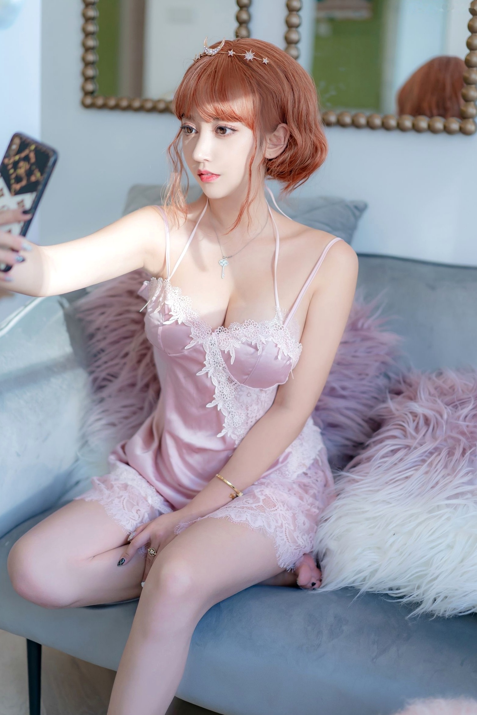 过期米线线喵-054-星月公主:粉色蕾丝吊带私房写真,演绎梦幻甜美诱惑