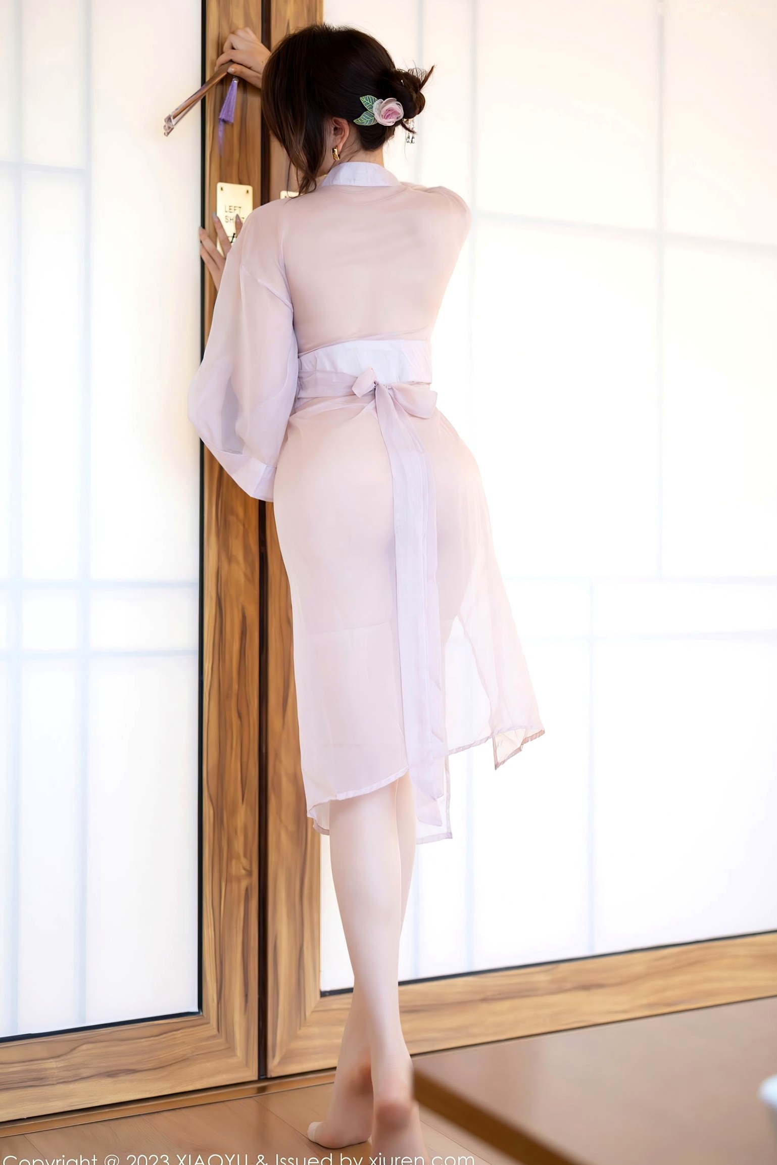 XiaoYu语画界-1076-徐莉芝:浅粉透视和服湿身诱惑,慵懒私房照展现极致气质