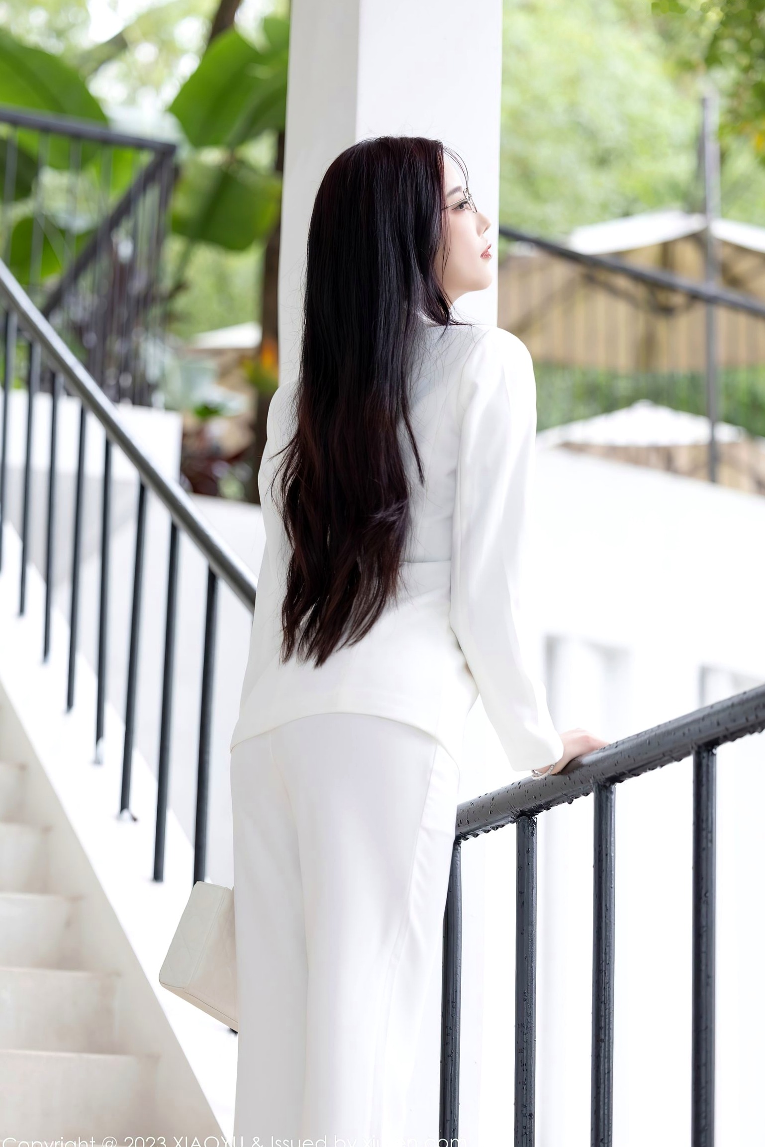 XiaoYu语画界-1065-杨晨晨Yome-白色简约OL套装蓝衬衫深灰内衣-职场OL制服诱惑与私房写真-2023.07.07-无圣光大尺度
