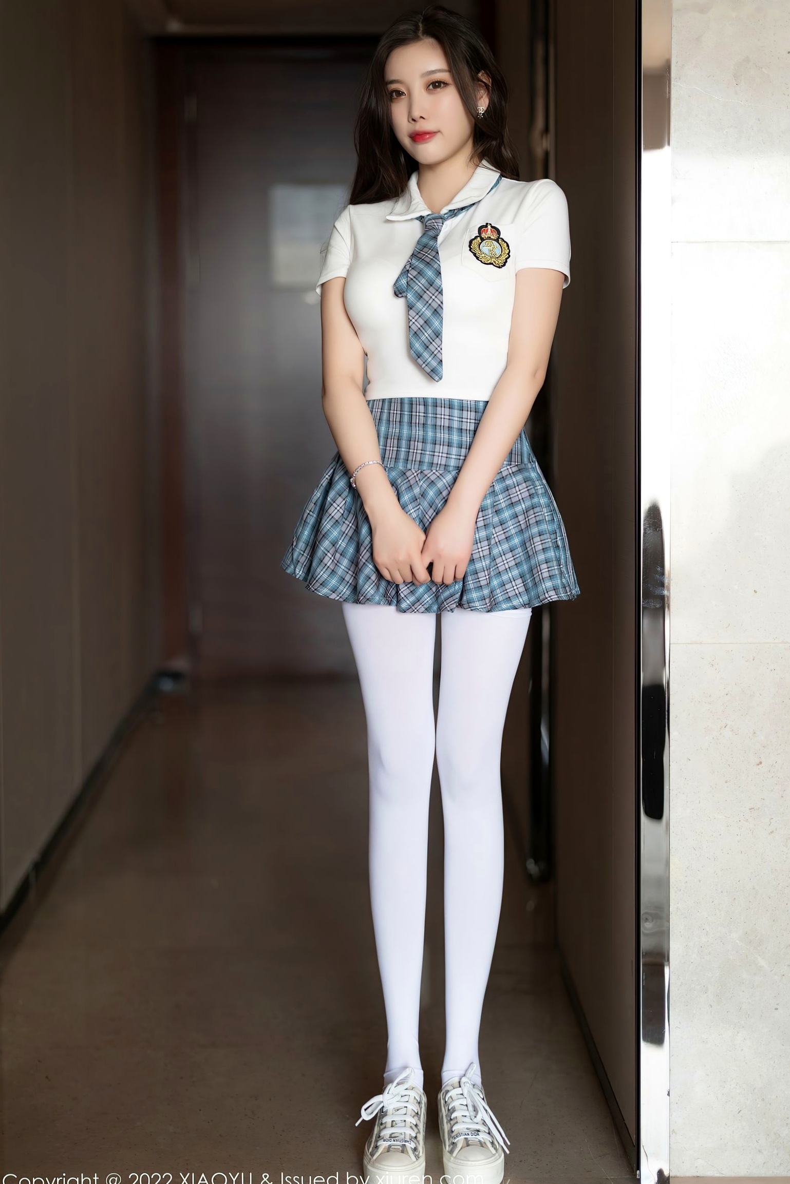XiaoYu语画界-692-杨晨晨Sugar-学生制服主题格子裙超薄肉丝-2022.01.07 - 无圣光大尺度
