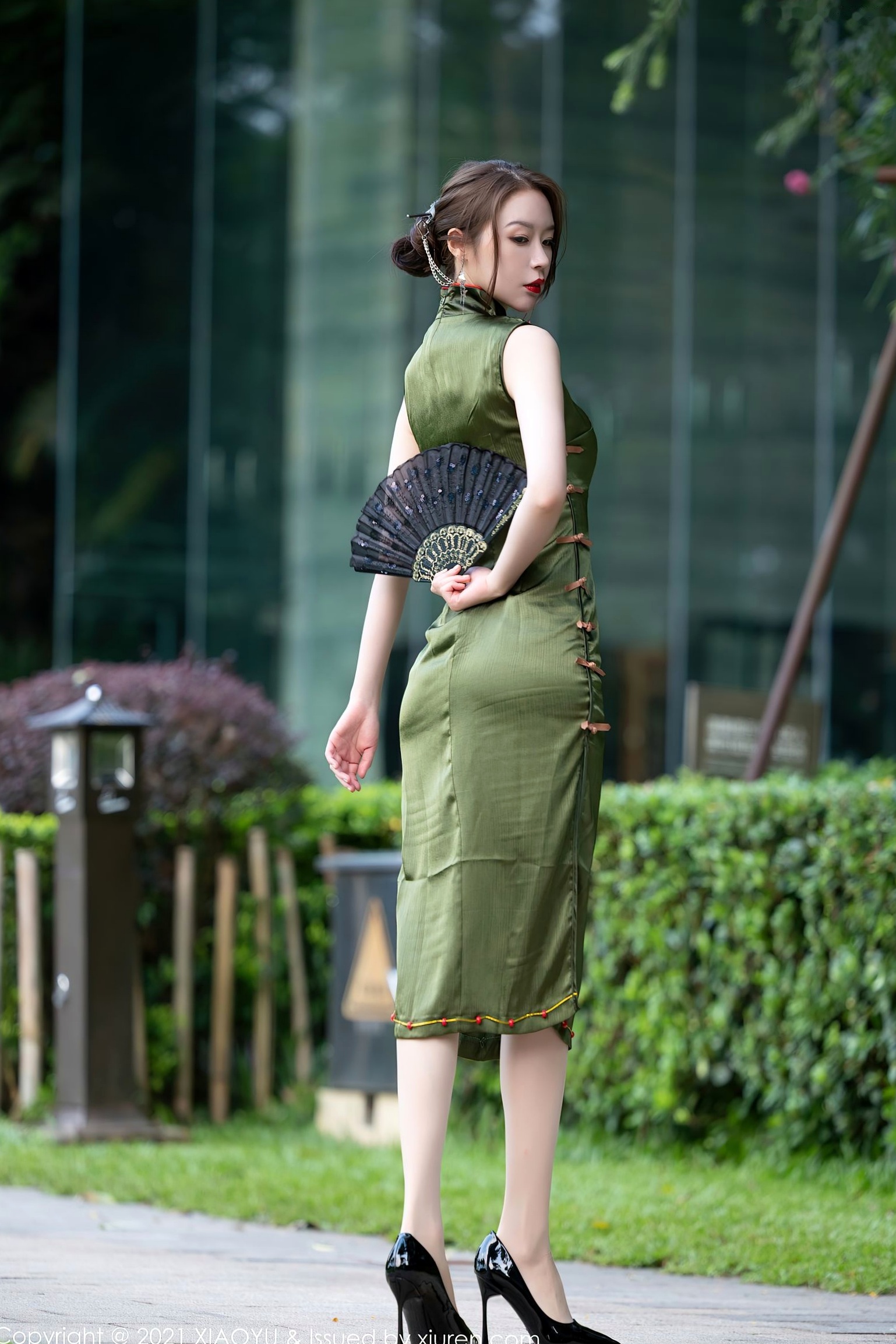 XiaoYu语画界-637-梦心月:浴室湿身韵味,红色旗袍风格肚兜,极致性感私房照