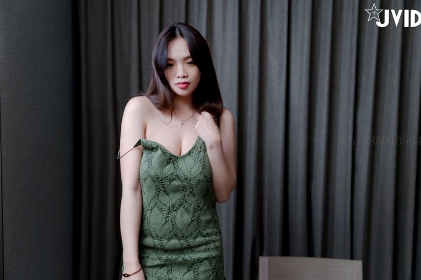 JVID写真:火辣巨乳女房东角色扮演,私房诱惑大尺度系列套图与视频