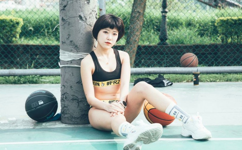 JVID精选:短发美少女篮球宝贝,诱惑风潮运动比基尼写真视频