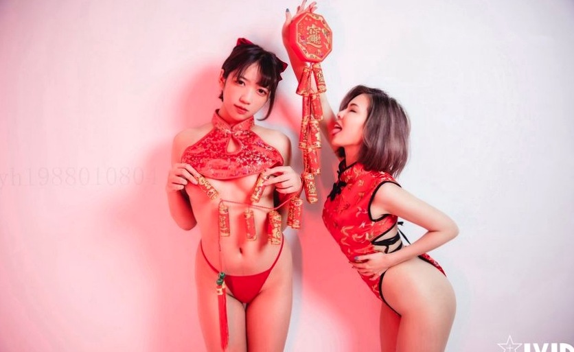 JVID写真紫欣&语芯闺蜜私房卧室互动:极致性感的大尺度诱惑与高清动态视频