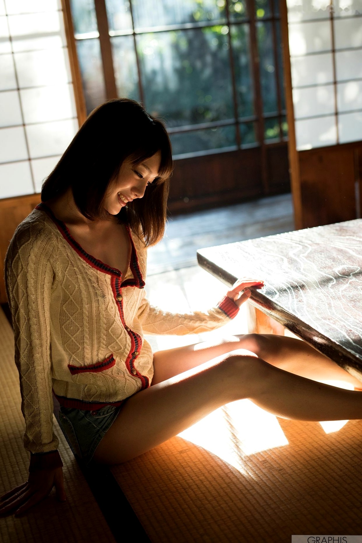Graphis_铃村爱里 (Airi Suzumura) 暖光卧房性感内衣写真集 Certain Existence
