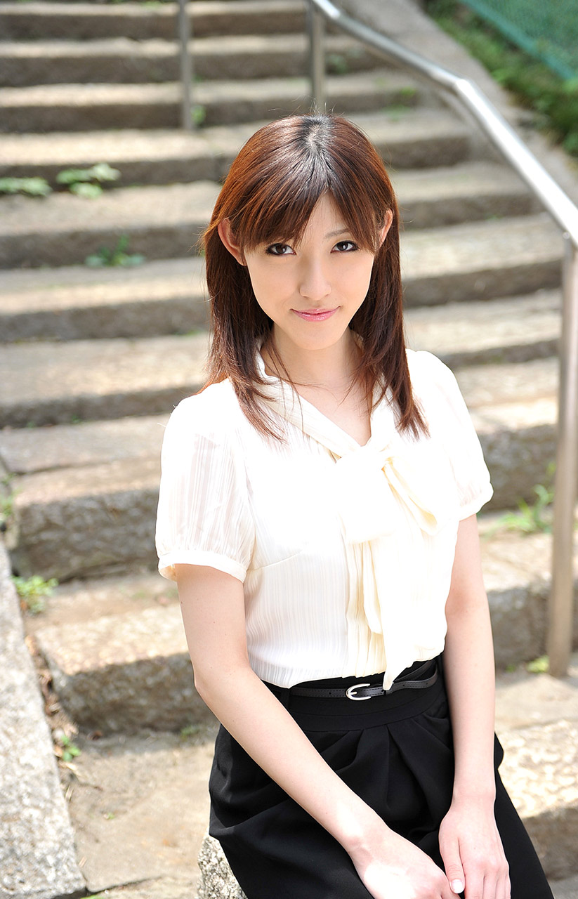饭冈佳奈子(飯岡かなこ)-少妇级写真图套图写真图集3