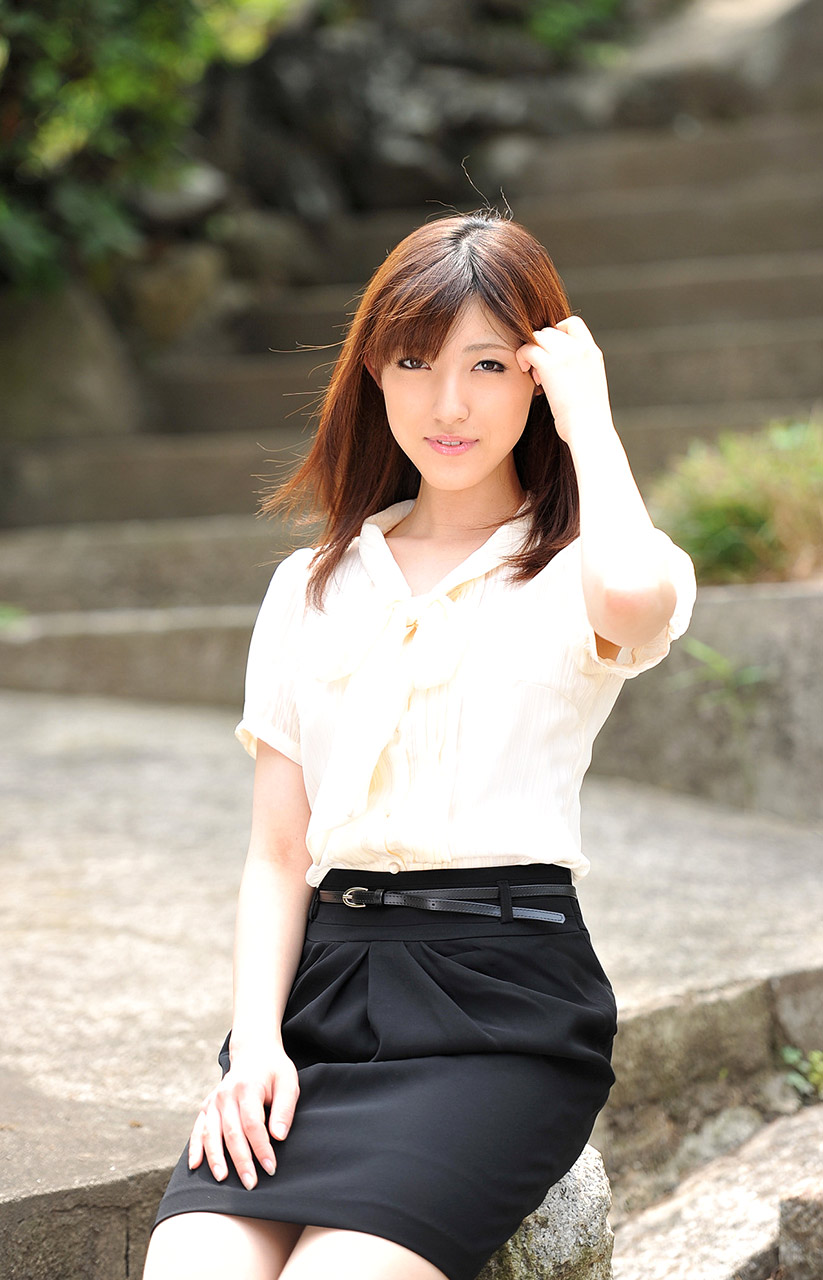 饭冈佳奈子(飯岡かなこ)-少妇级写真图套图写真图集3