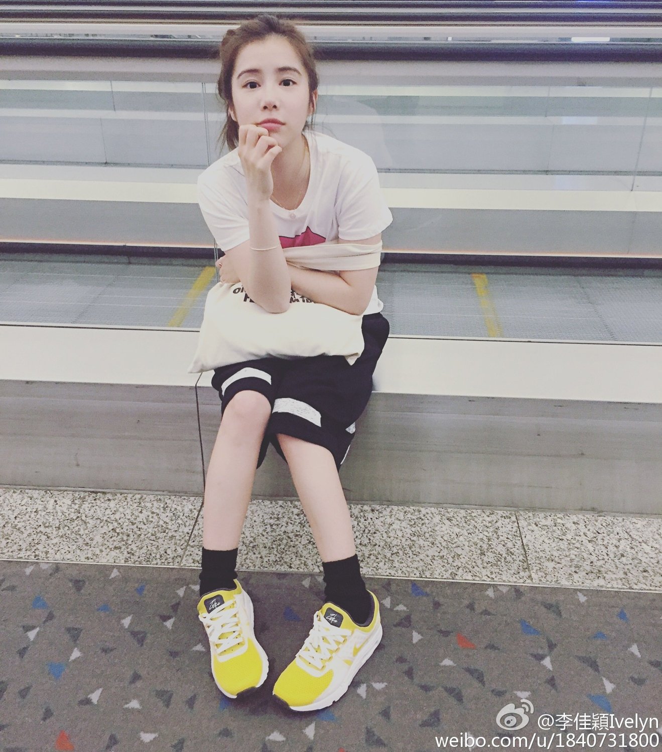 李佳颖 养眼微博私房照诱惑写真图