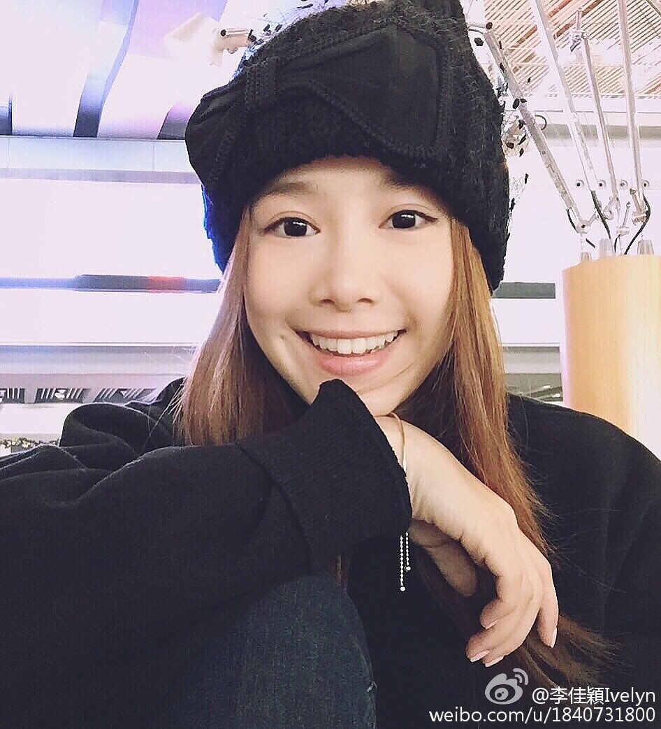 李佳颖 养眼微博私房照诱惑写真图