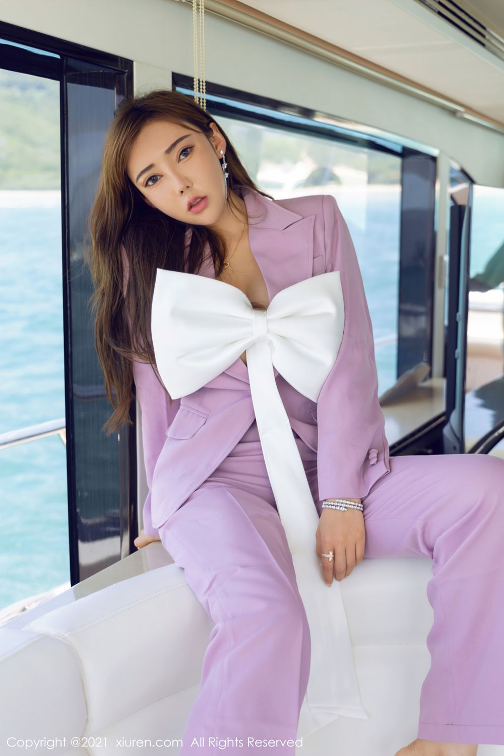 萌汉药三亚旅拍 游艇独特礼结服饰