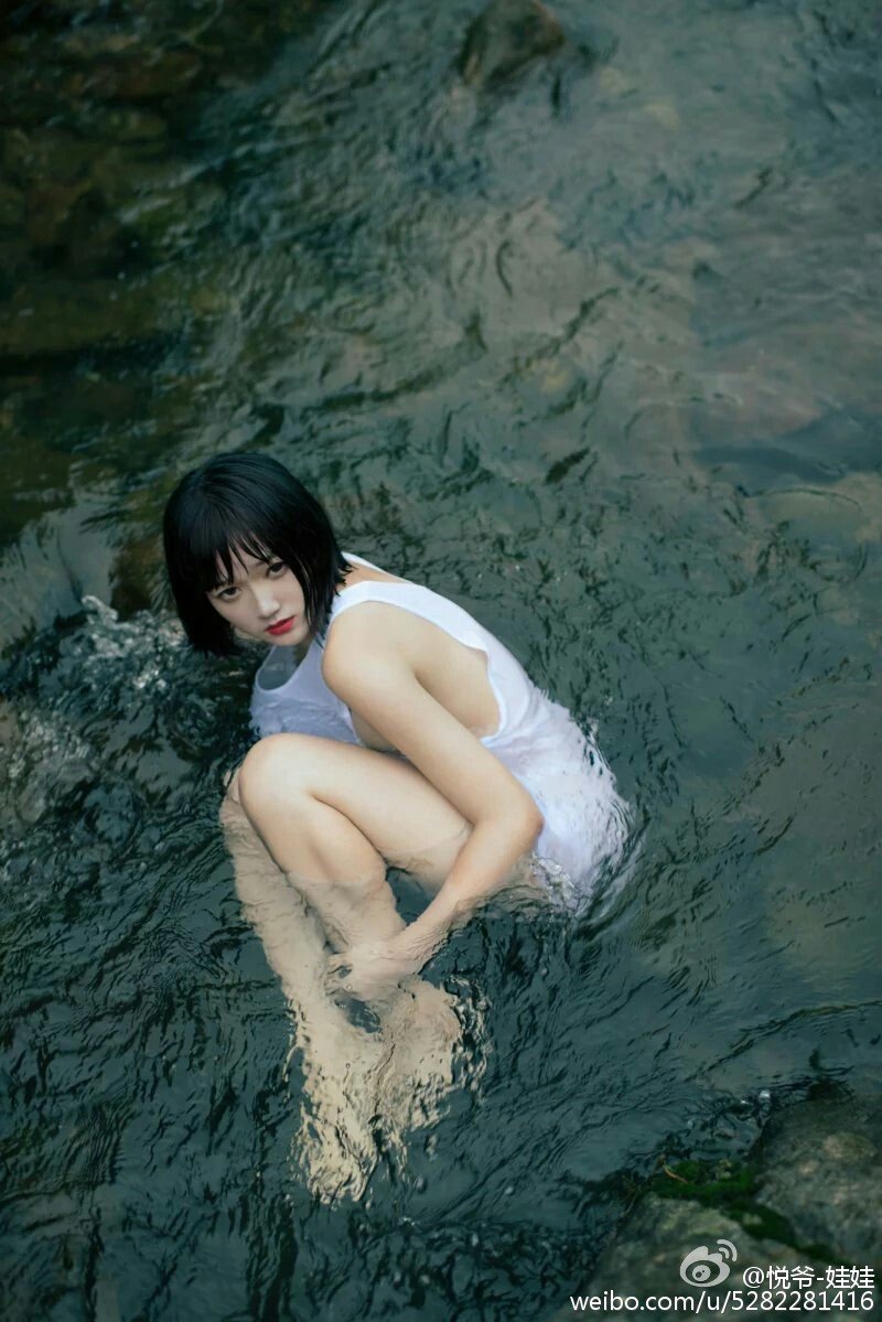 悦爷妖精 可爱女生私房写真图