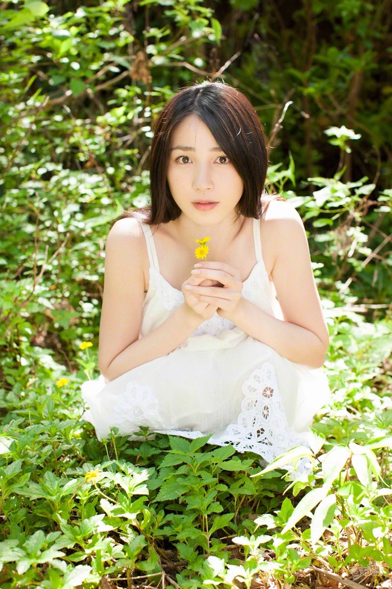 吉川友-天然美少女画像140枚