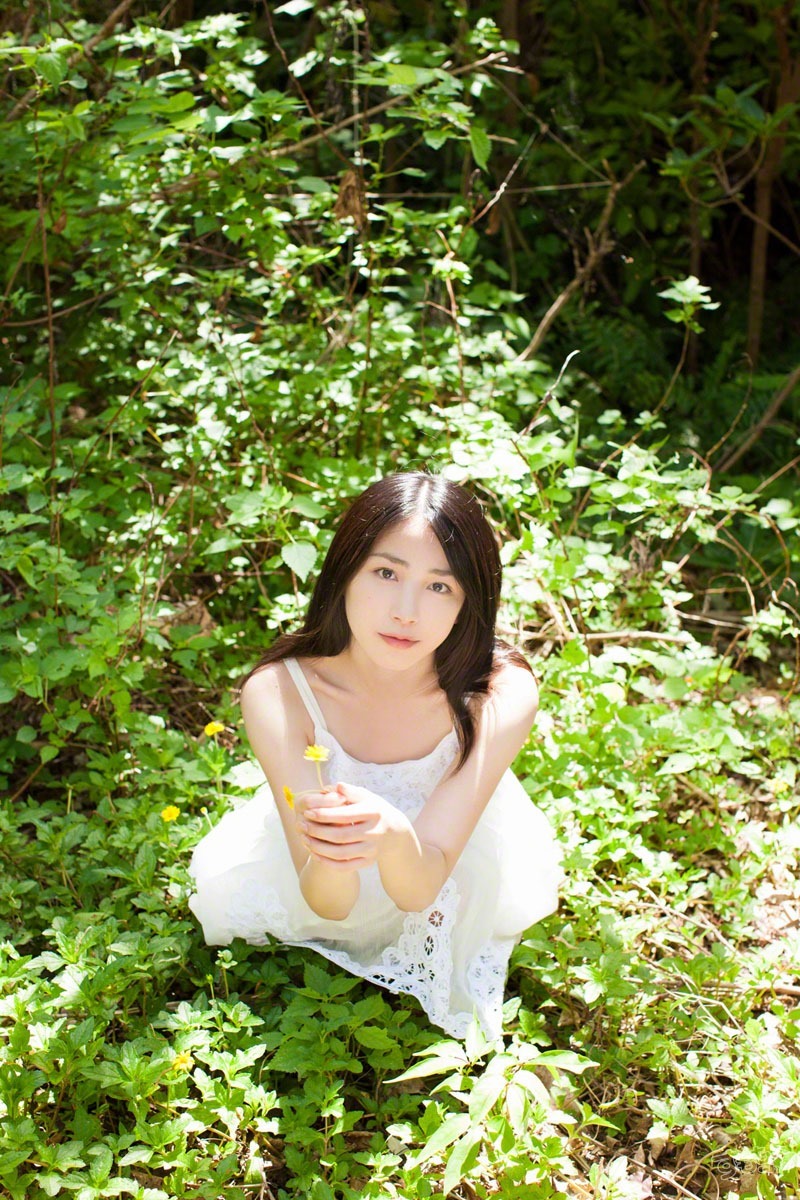 吉川友-天然美少女画像140枚