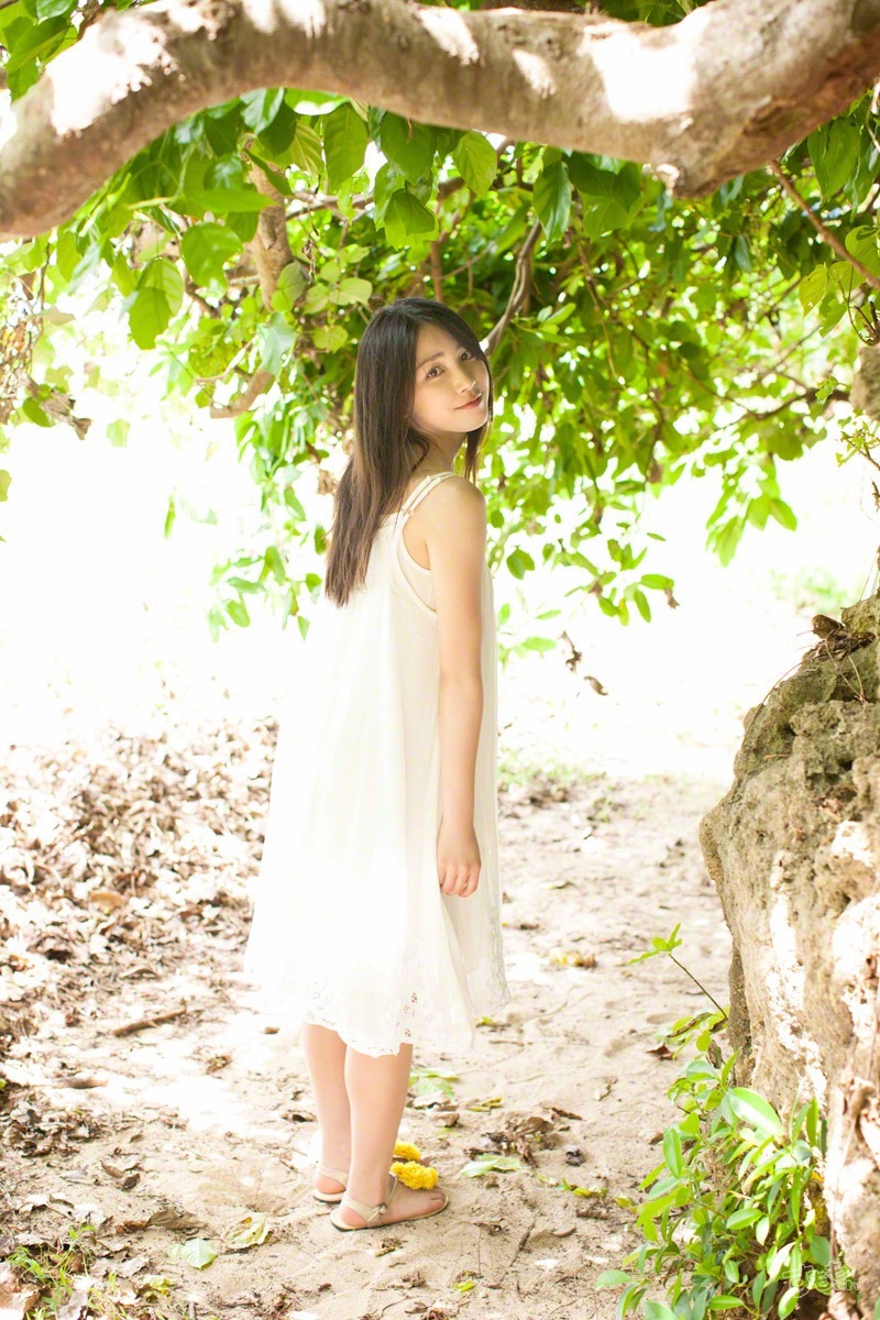 吉川友-天然美少女画像140枚