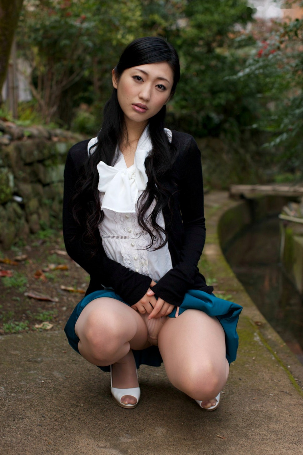坛蜜《媚药之雾》写真集_室内私房床照_成熟魅力极致丝袜内衣诱惑
