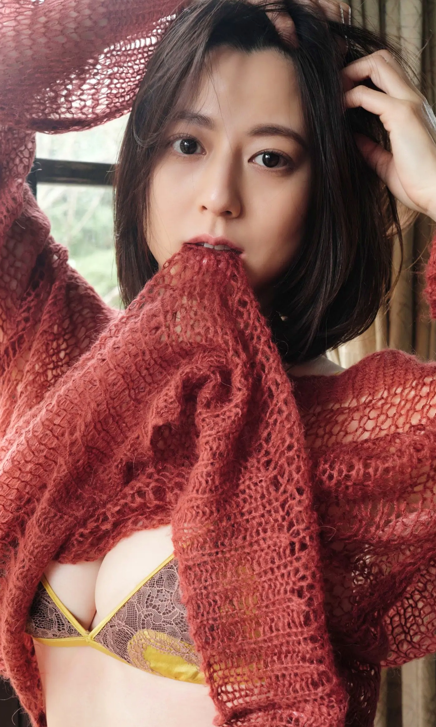 杉本有美《美魔女》私房蕾丝内衣写真 展现极品身材与性感诱惑