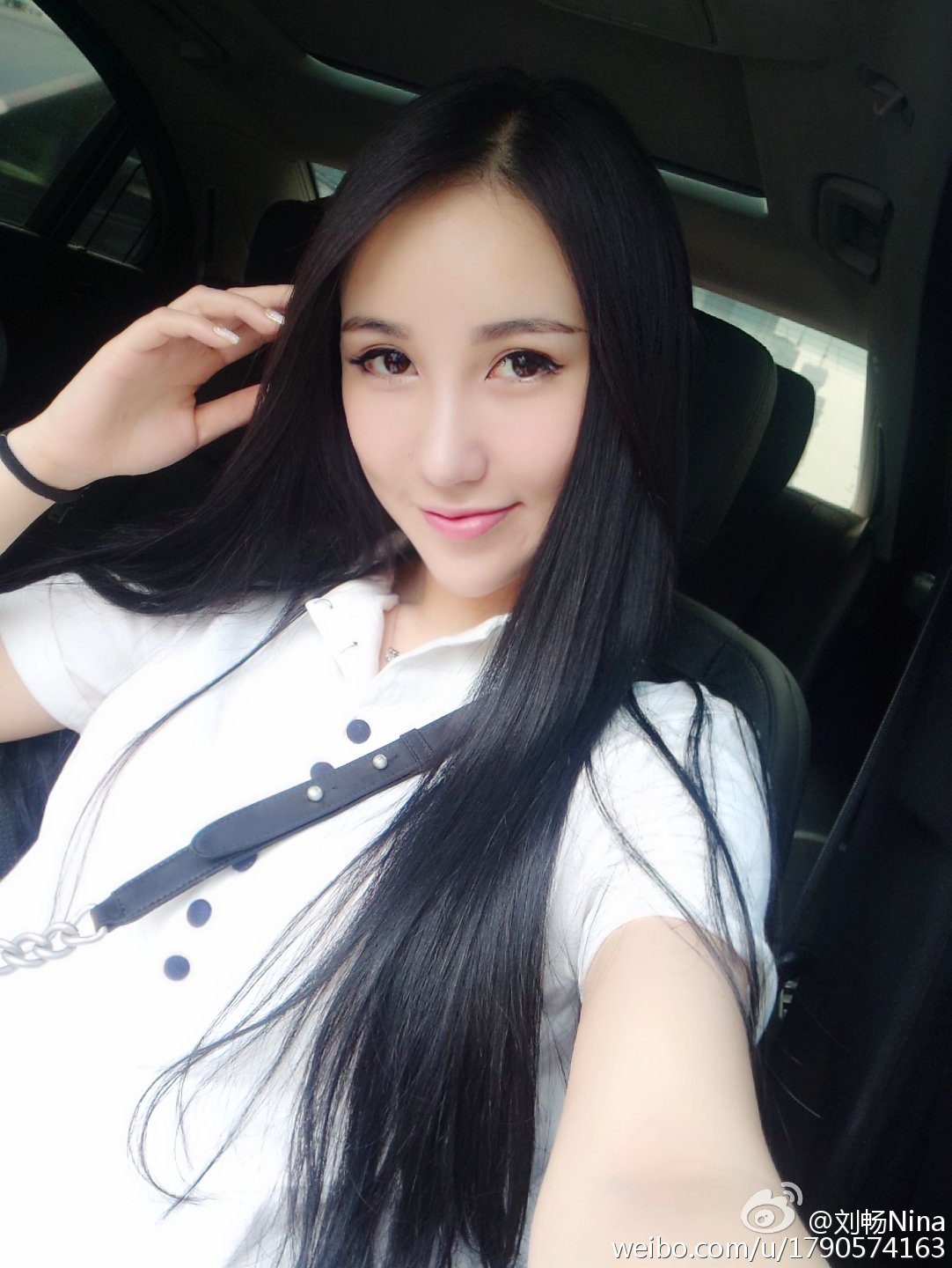 刘畅Nina 颜值超高的麻豆私房照诱惑写真图