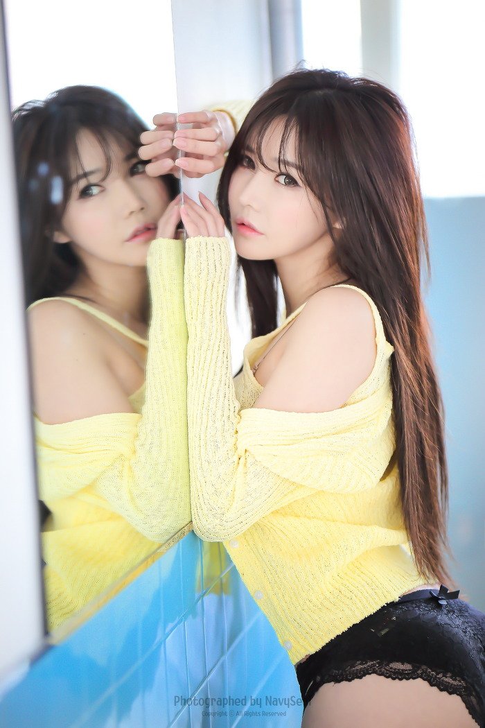 Han Ga Eun- 性感妖娆制服写真