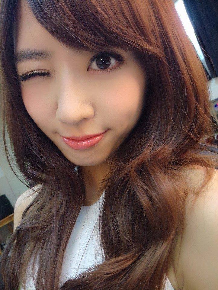 洪诗(洪诗涵) 洋溢着青春气息的比基尼美照