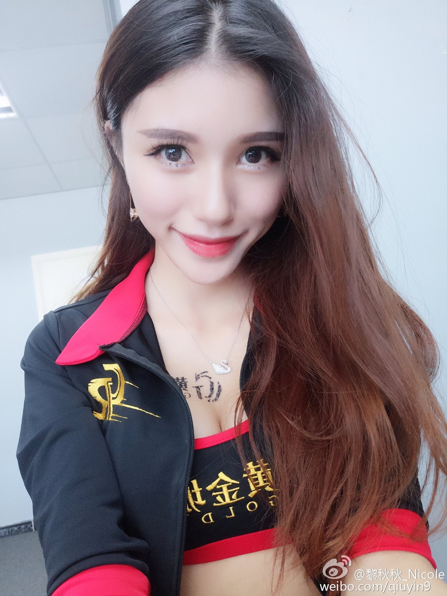 黎秋秋Nicole 人气校花微博美图