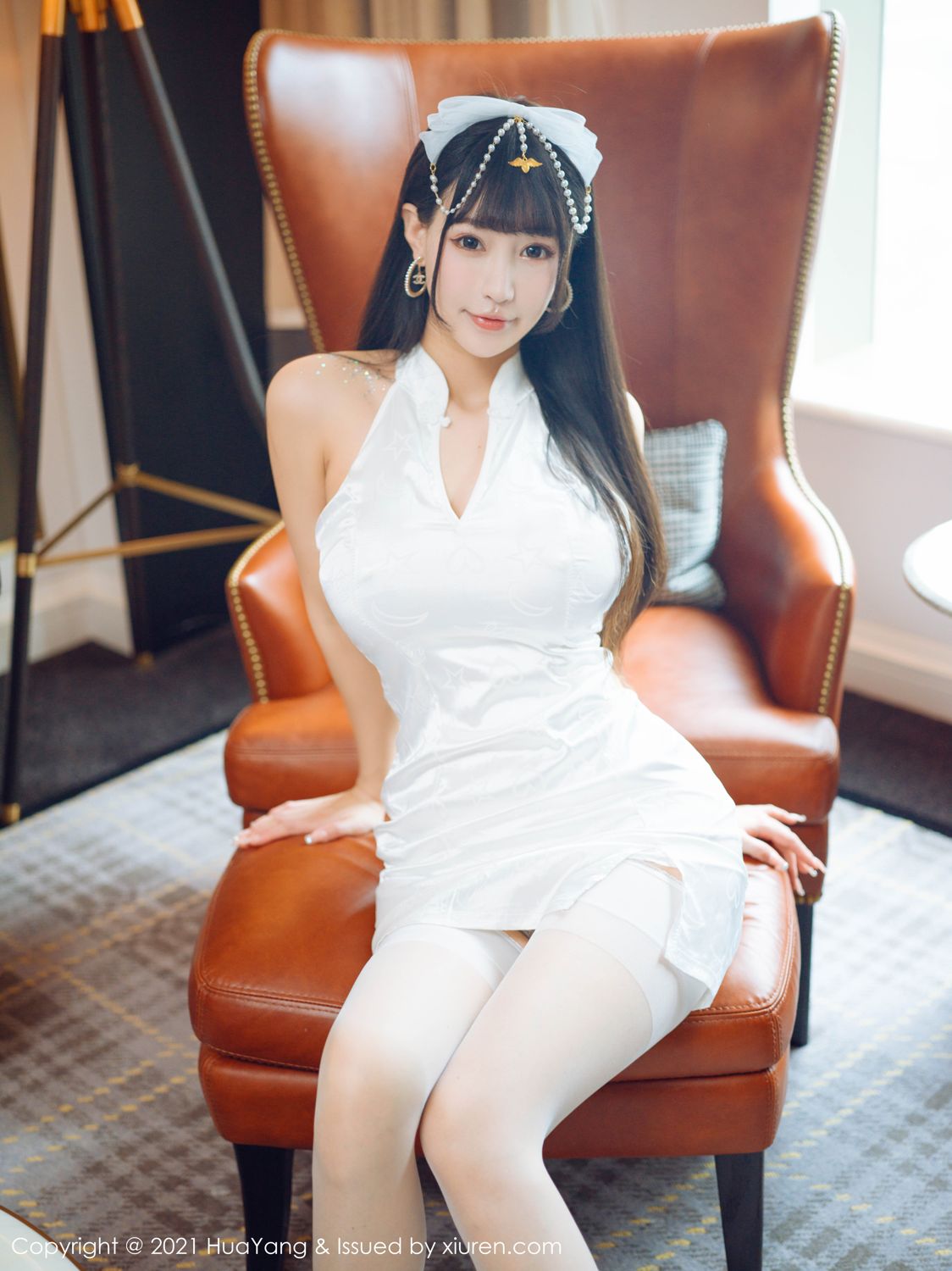 朱可儿的白色旗袍 farel参与私人订制