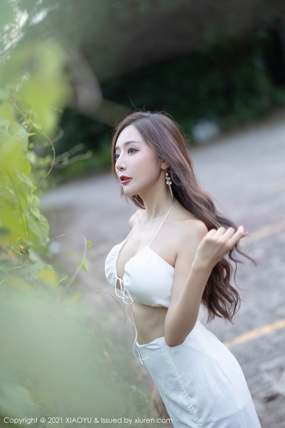 你的女神王馨瑶 外拍时尚多姿