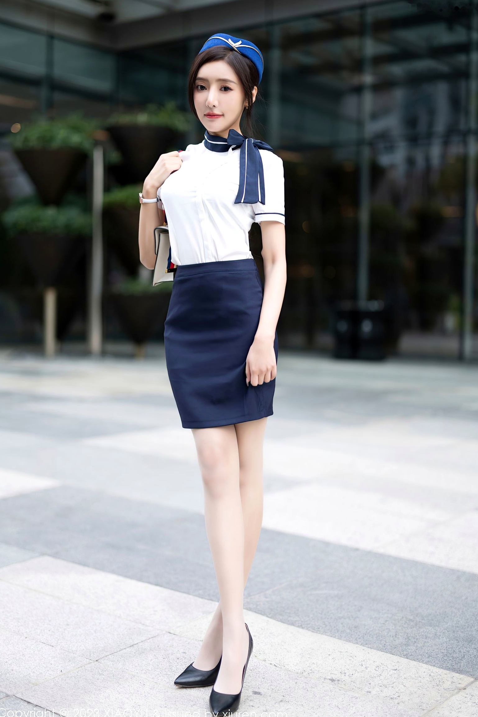 XiaoYu语画界1012期:王馨瑶Yanni空姐制服与丝袜私房照,优雅与性感并存的绝美诱惑,2023.04.21无圣光大尺度收藏级佳作