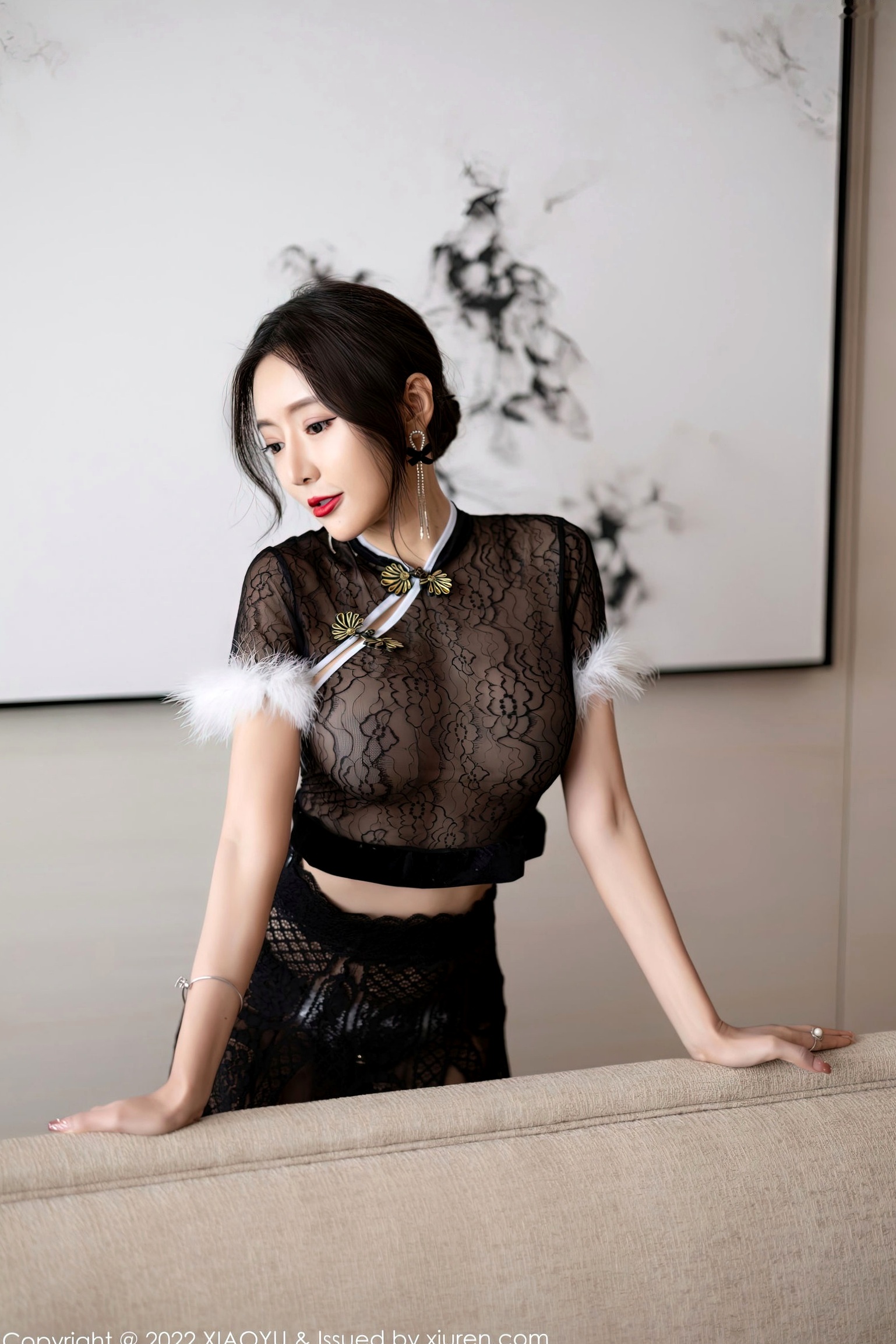 XiaoYu语画界926期:王馨瑶Yanni黑色薄纱情趣旗袍私房,极品蕾丝袜诱惑尽显冷艳气质
