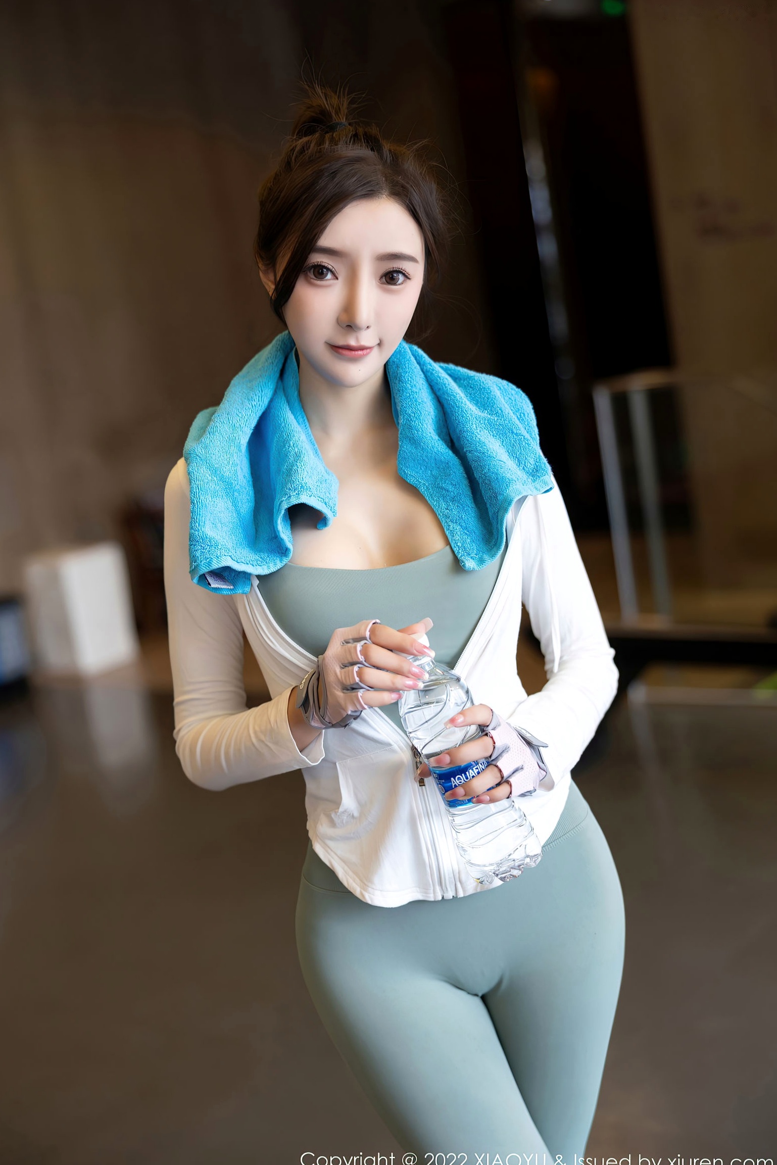 XiaoYu语画界-王馨瑶Yanni:健身馆运动装与极致性感私房,完美曲线视觉盛宴