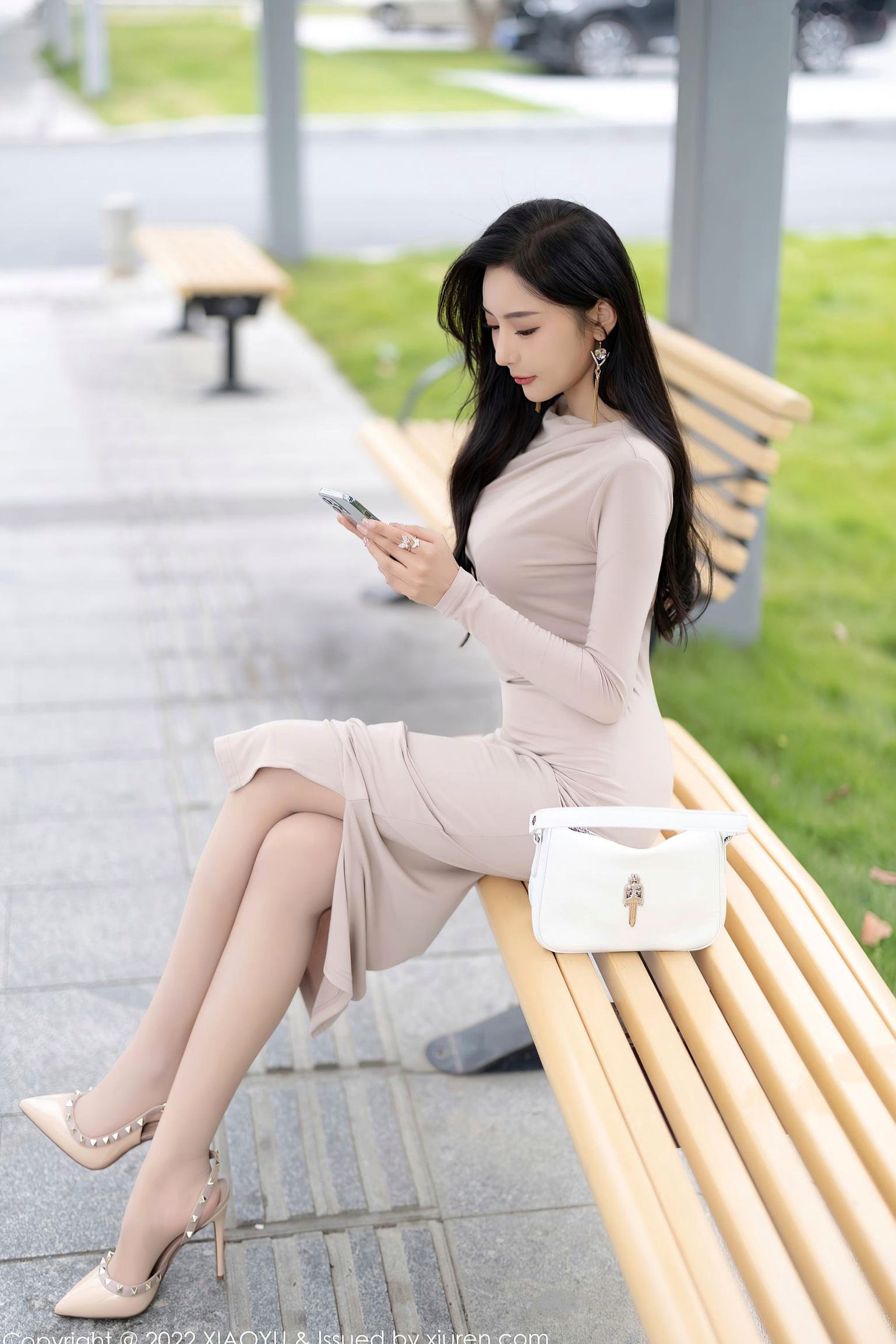 XiaoYu语画界764:王馨瑶都市丽人内衣视觉盛宴,野性豹纹与极致透肉丝袜,成熟韵味私房写真