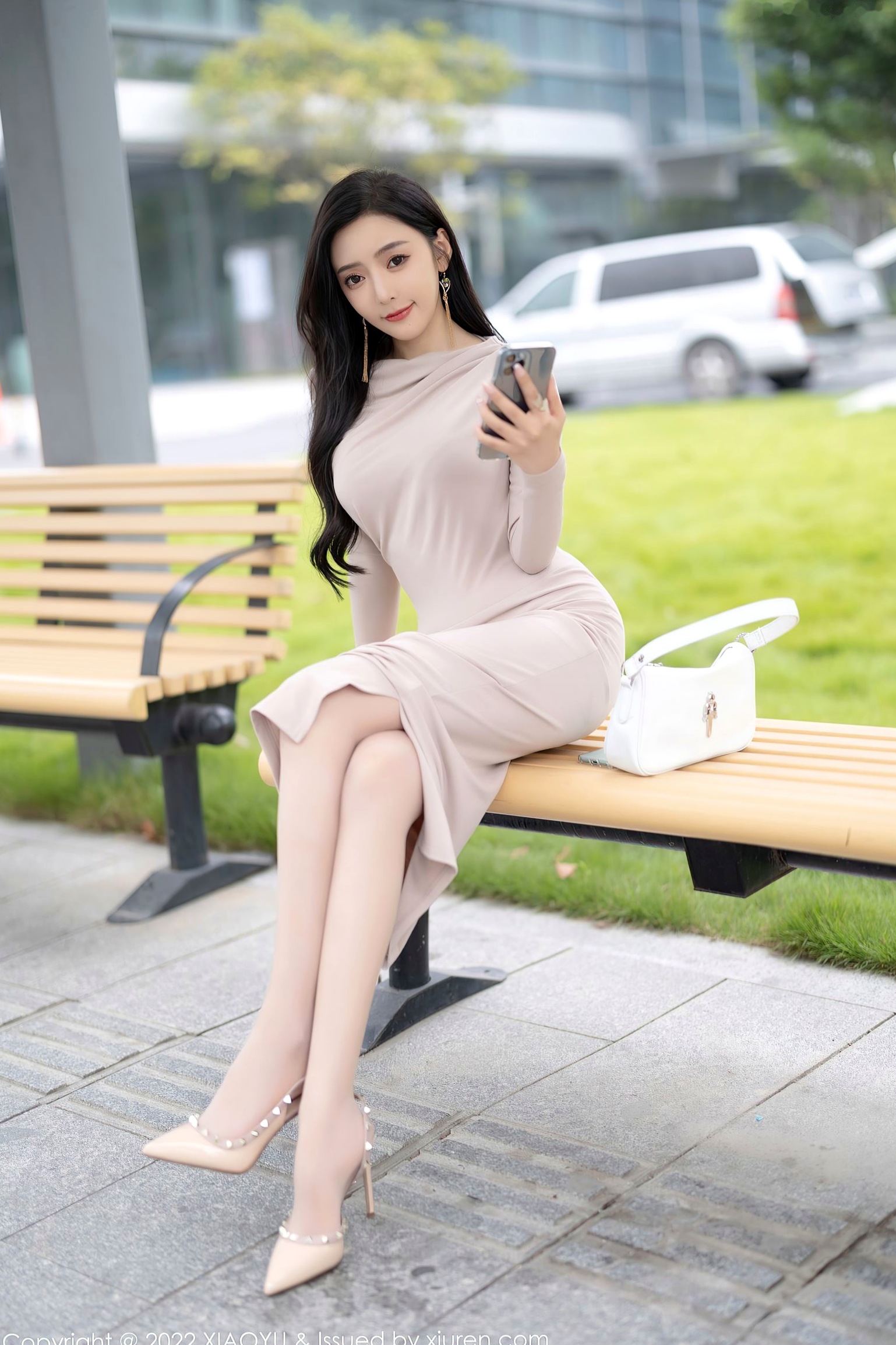 XiaoYu语画界764:王馨瑶都市丽人内衣视觉盛宴,野性豹纹与极致透肉丝袜,成熟韵味私房写真