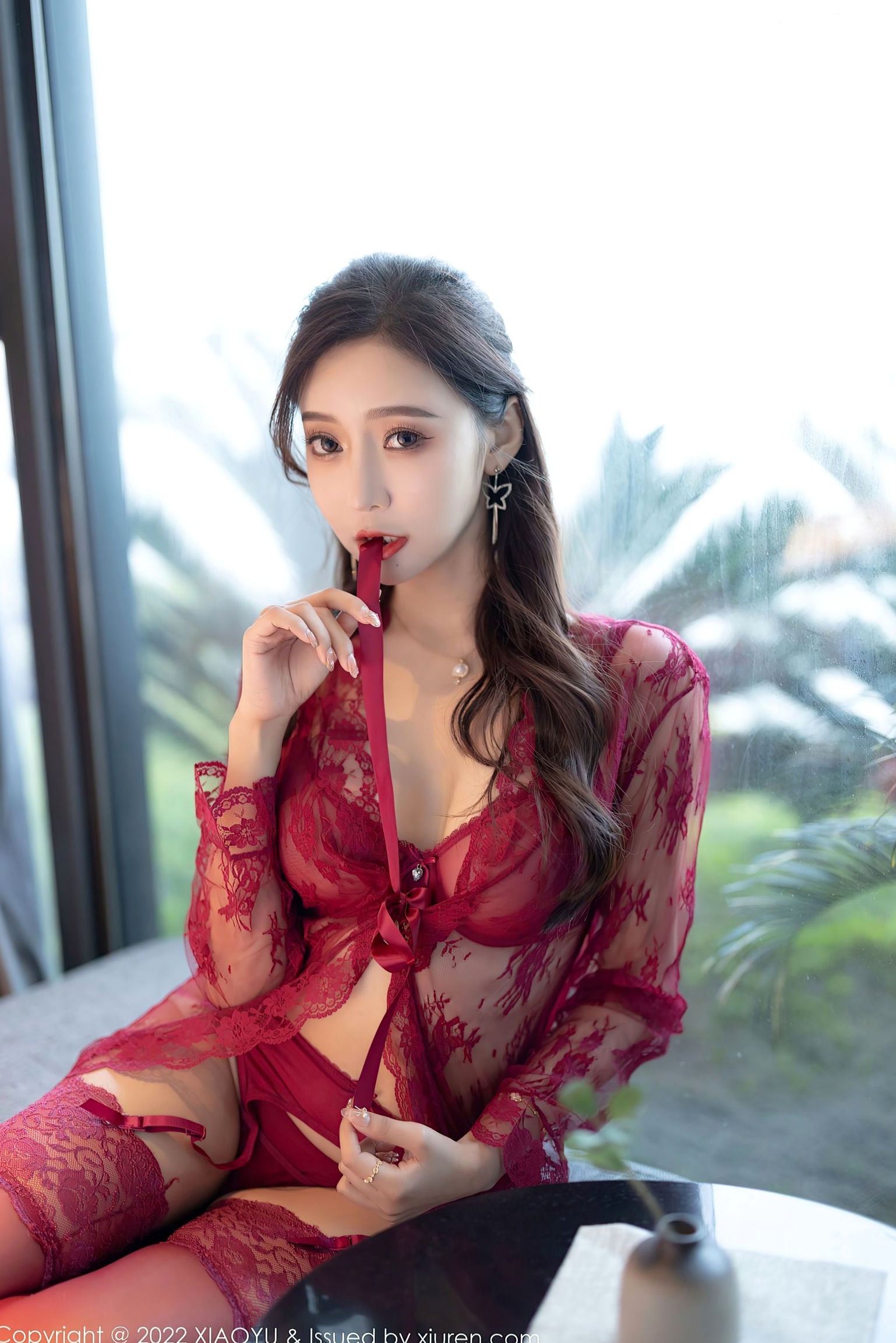 XiaoYu语画界699期:王馨瑶Yanni绝美红丝私房写真,红色蕾丝内衣诱惑尽显,冷艳性感,极品视觉盛宴