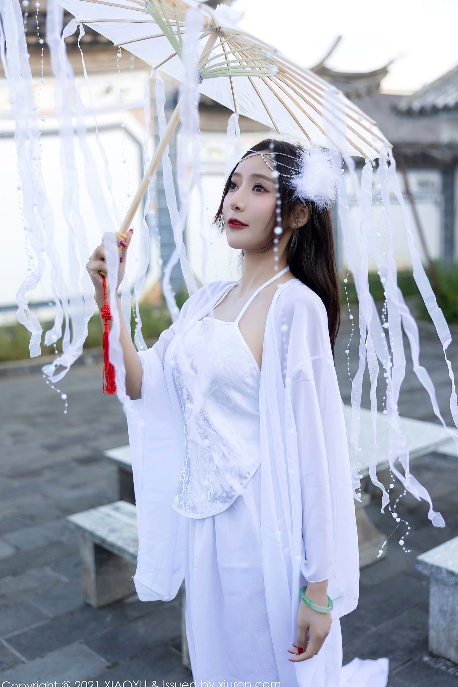 XiaoYu语画界-672-王馨瑶Yanni-云南泳池旅拍白纱古装写真-唯美户外私房大尺度合集