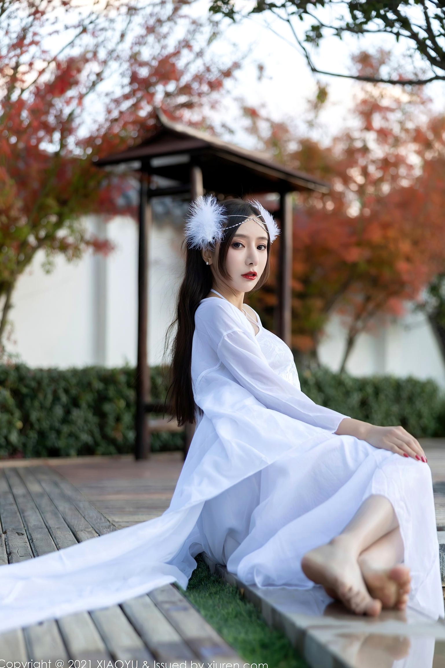XiaoYu语画界-672-王馨瑶Yanni-云南泳池旅拍白纱古装写真-唯美户外私房大尺度合集