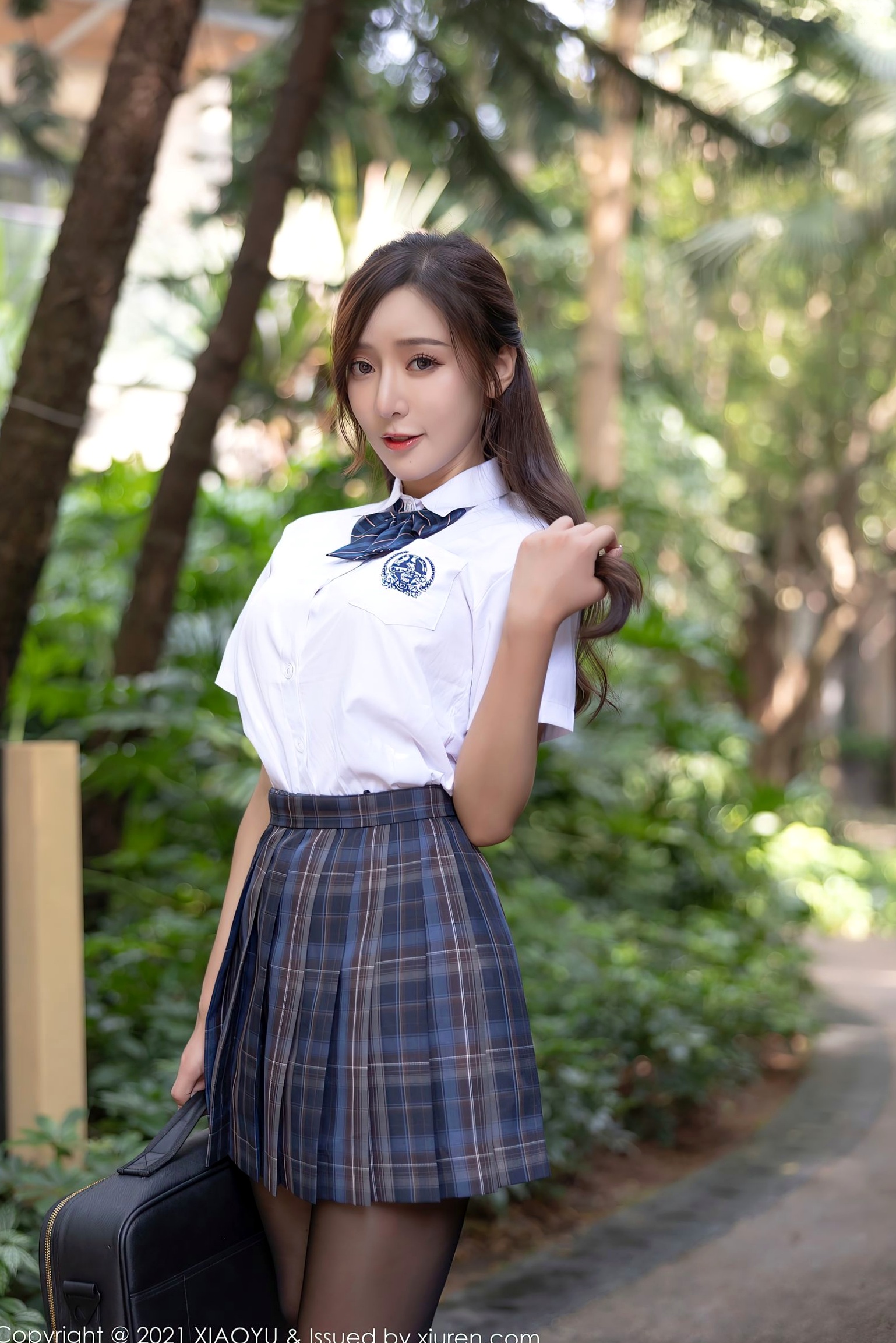 XiaoYu语画界-604-王馨瑶Yanni-JK制服主题白色蕾丝内衣-2021.08.31 - 无圣光大尺度