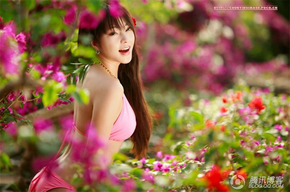 冯雨芝 乳神性感艺术个性图片